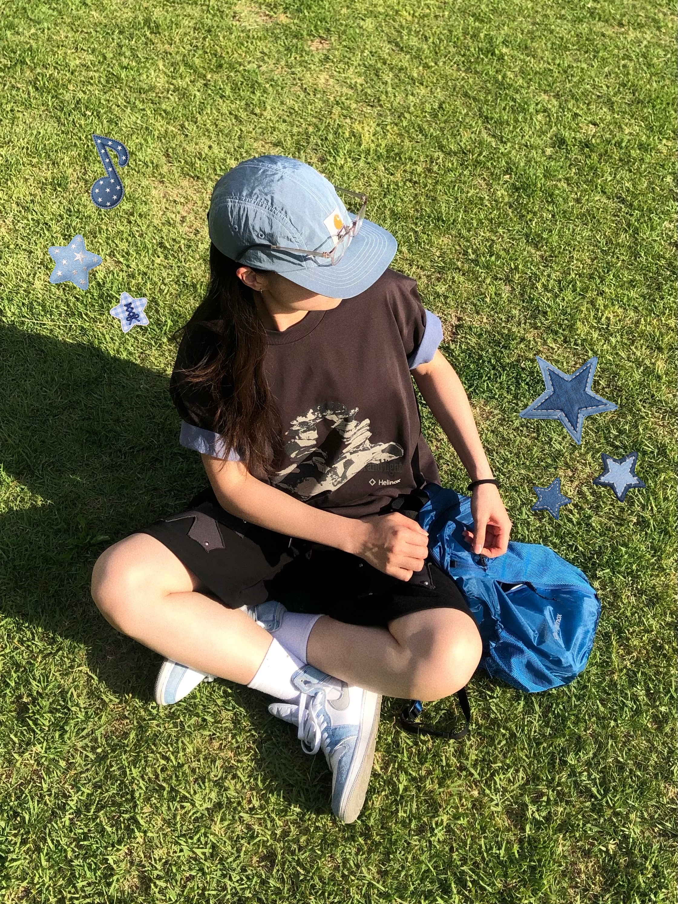 Helinox Wear Eclipse Lightpack 15 Cyan Blue 착용 스타일 - 1