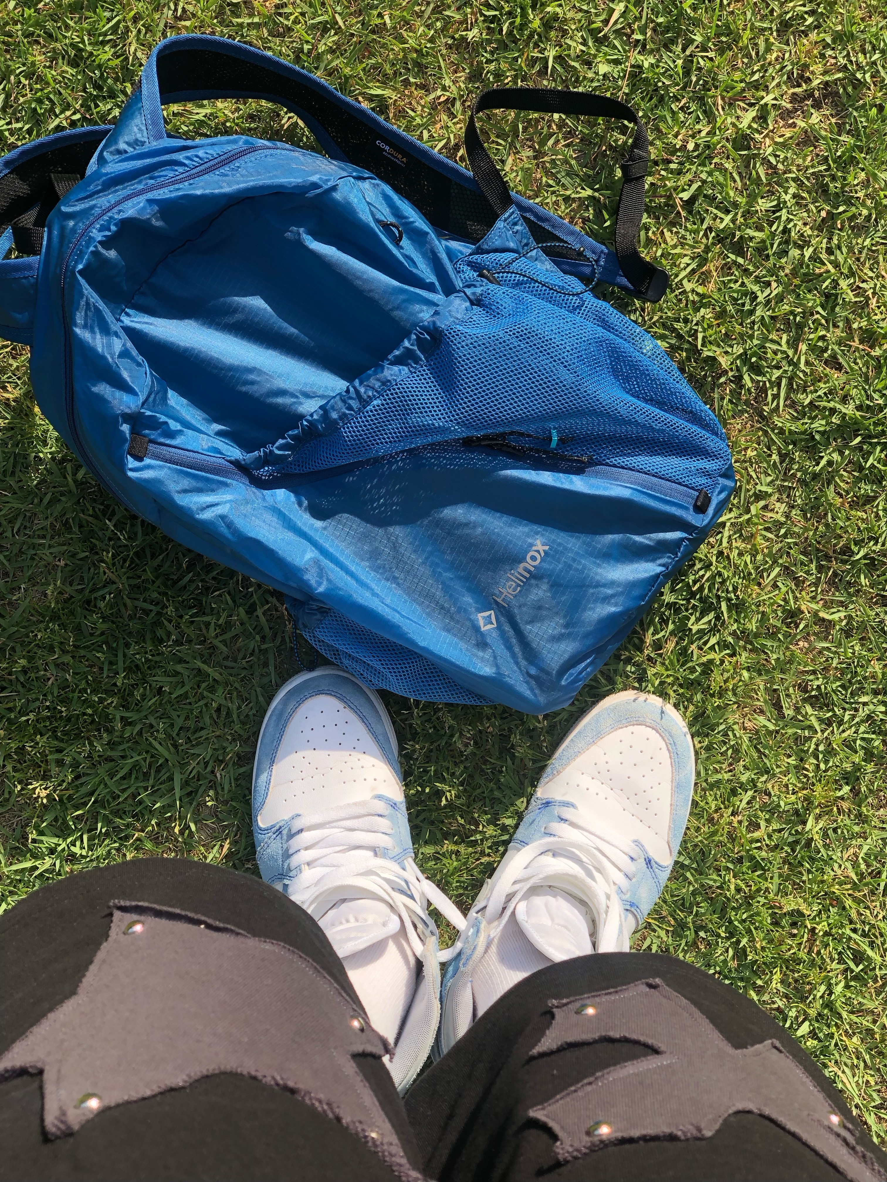 Helinox Wear Eclipse Lightpack 15 Cyan Blue 착용 스타일 - 3