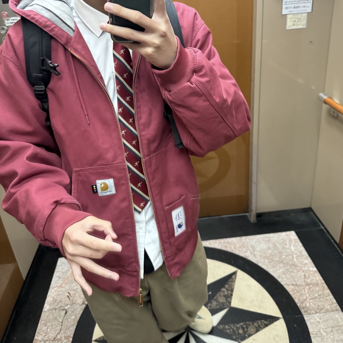 Carhartt WIP x IAB Studio OG Active Jacket Earth Red 착용 스타일