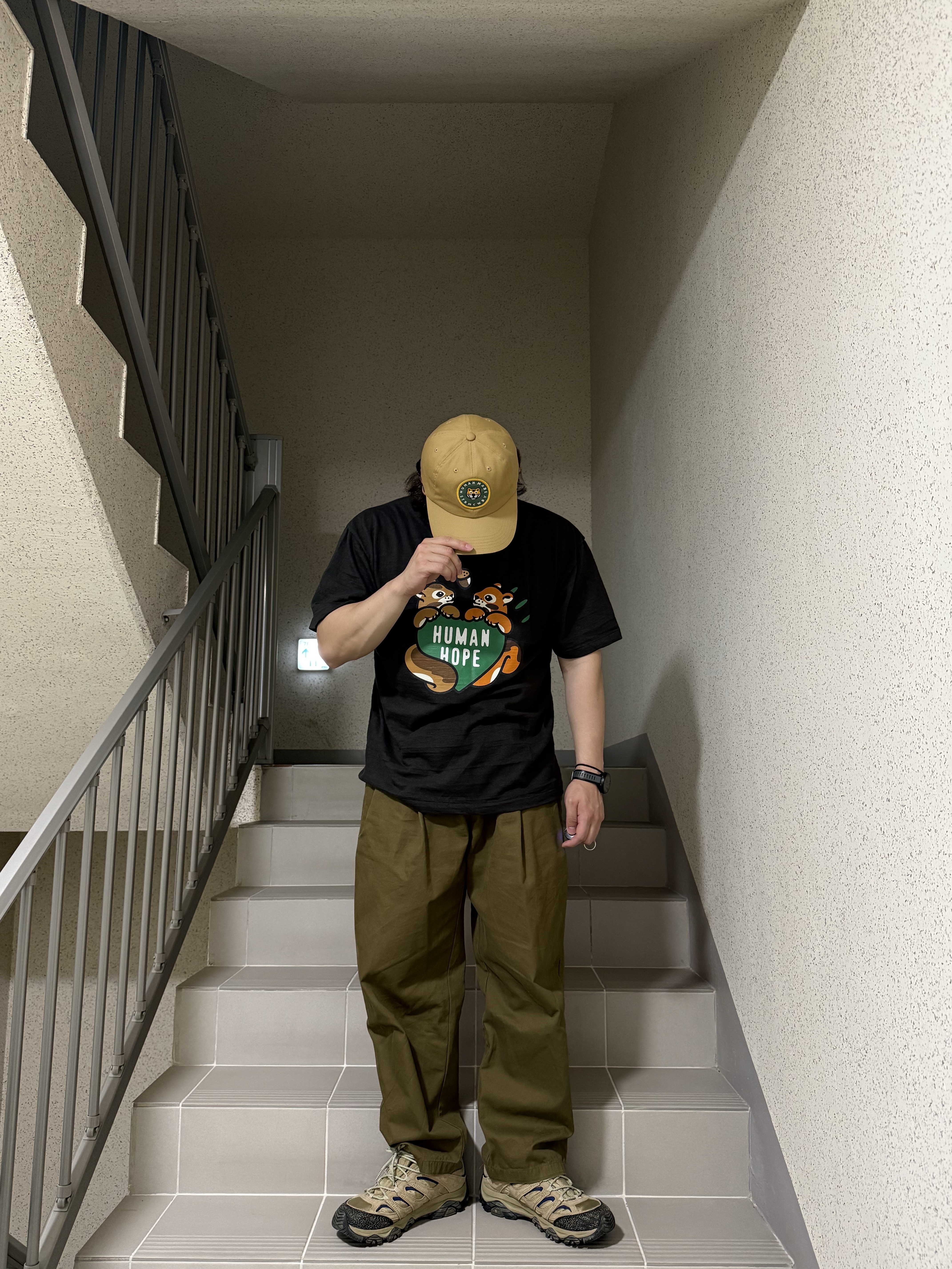 Merrell x Khakis Moab 3 Khaki 착용 스타일 - 4