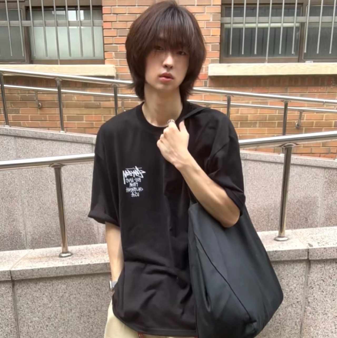 Stussy Big Love T-Shirt Black 착용 스타일 - 4
