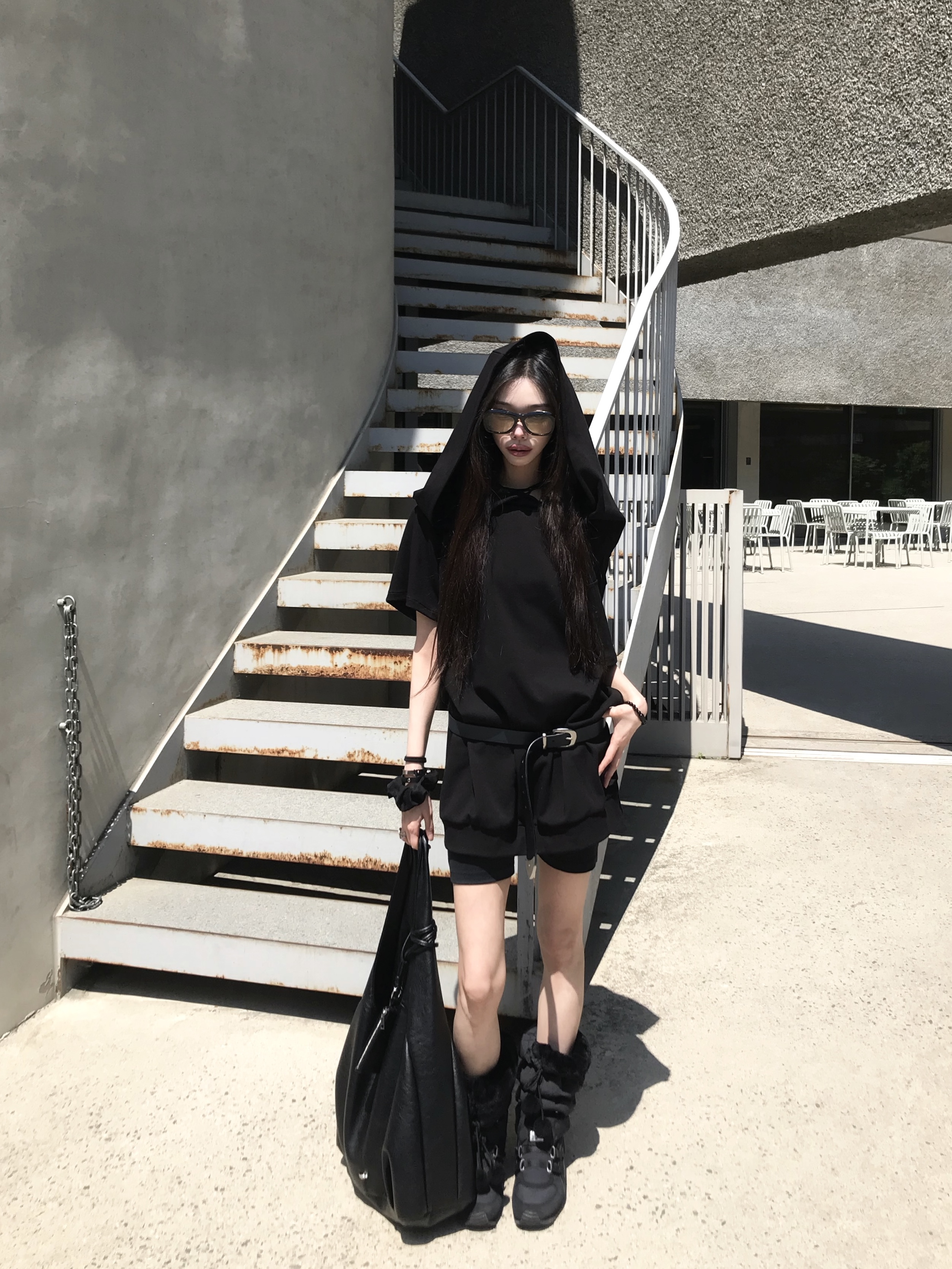 (W) Onitsuka Tiger Winter Heaven Black 착용 스타일 - 2