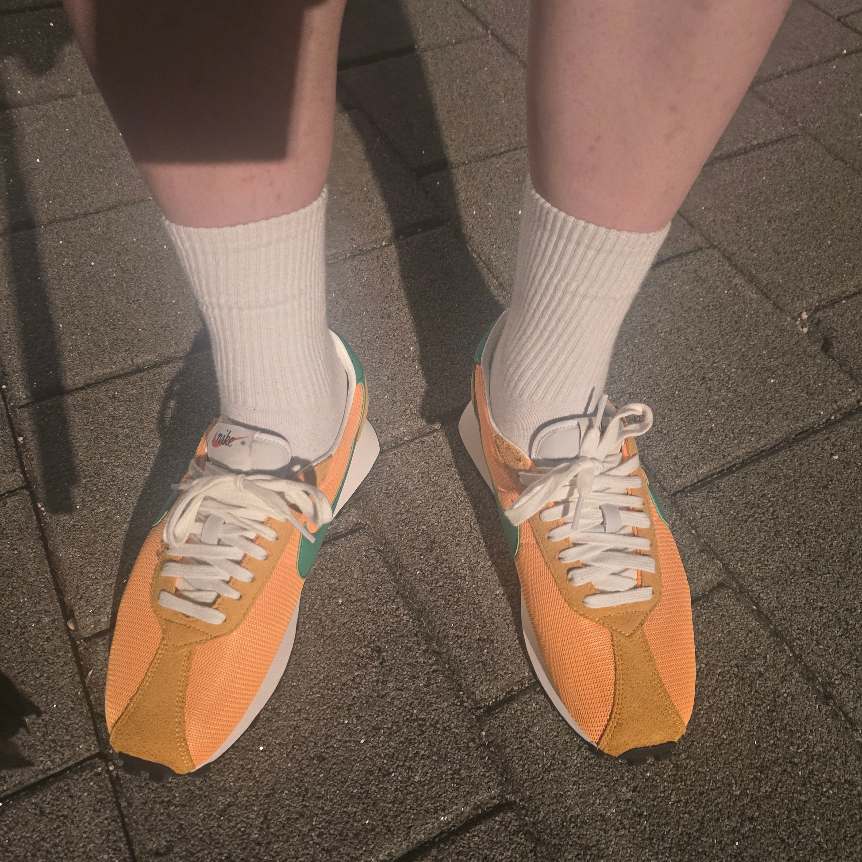 Nike LD-1000 Laser Orange Sundial 착용 스타일 - 2
