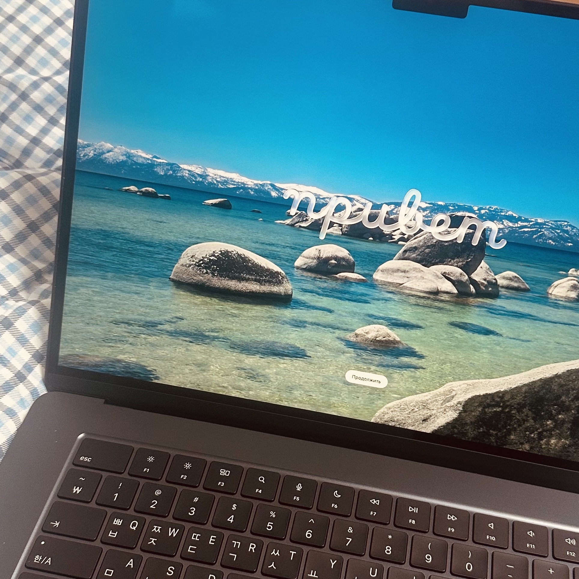 [A등급] Refurbished 2024 MacBook Air 15 M3 RAM 24GB SSD 2TB 착용 스타일