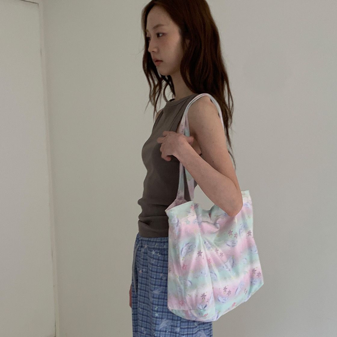 뮤즈무드 돌핀 글로우 가든 백(Musemood Dolphin Glow Garden Bag) - 4