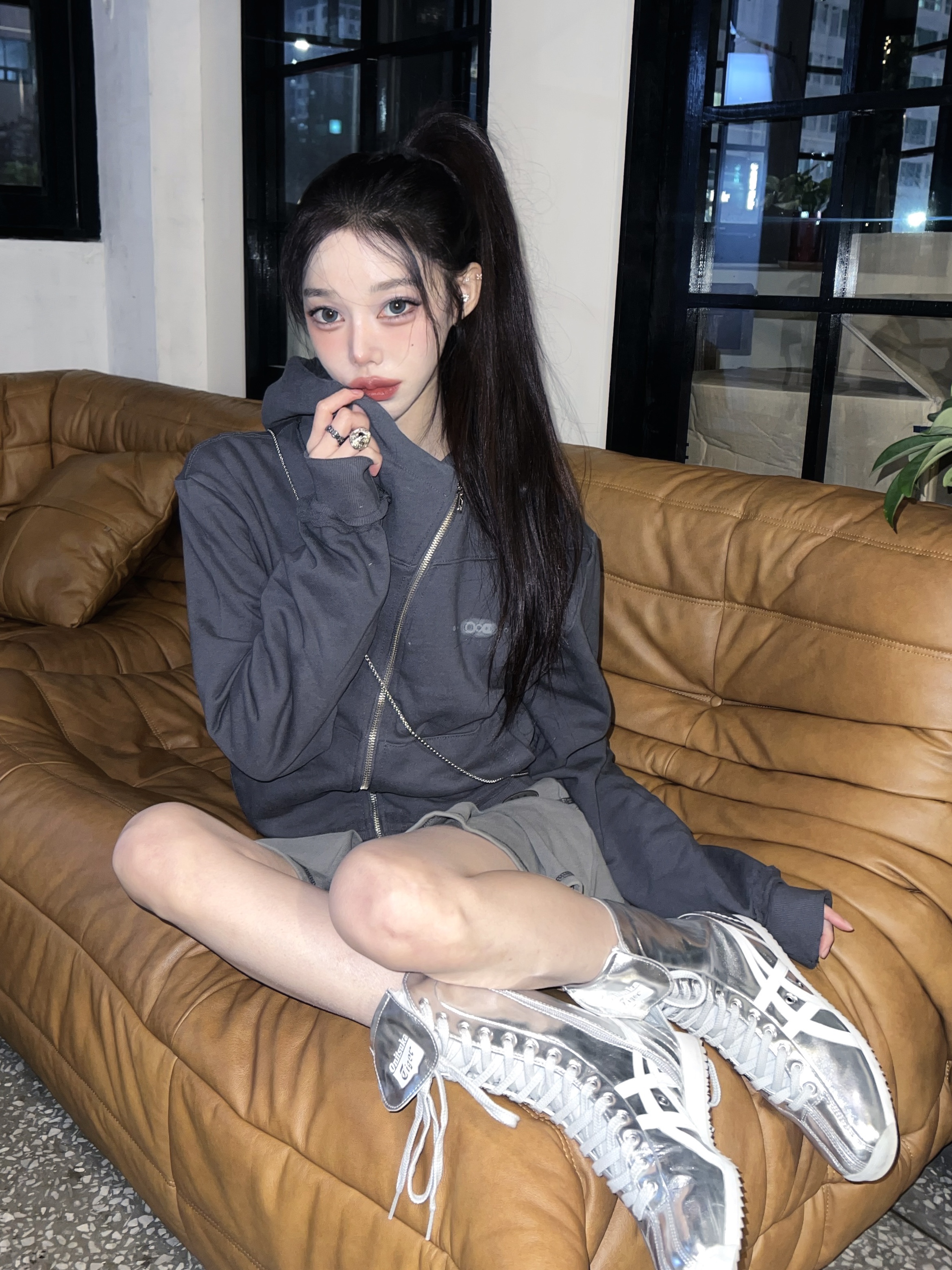 Onitsuka Tiger Mexico 66 Boxing Pure Silver Off White 착용 스타일 - 2