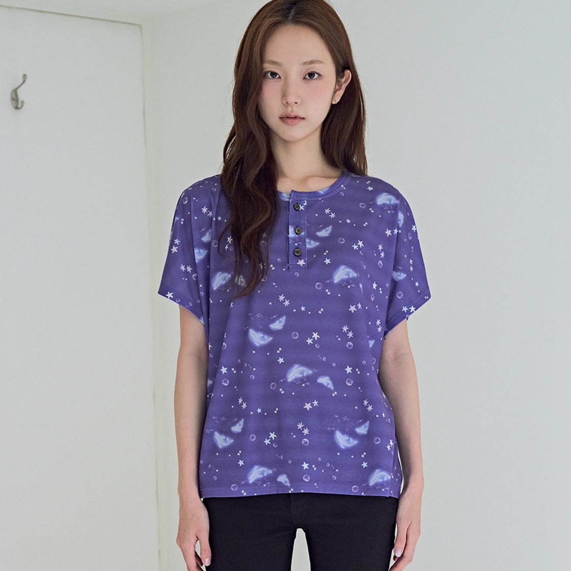 뮤즈무드 돌핀 글로우 돌먼 티셔츠(Musemood Dolphin Glow Dolman Tee) - 4