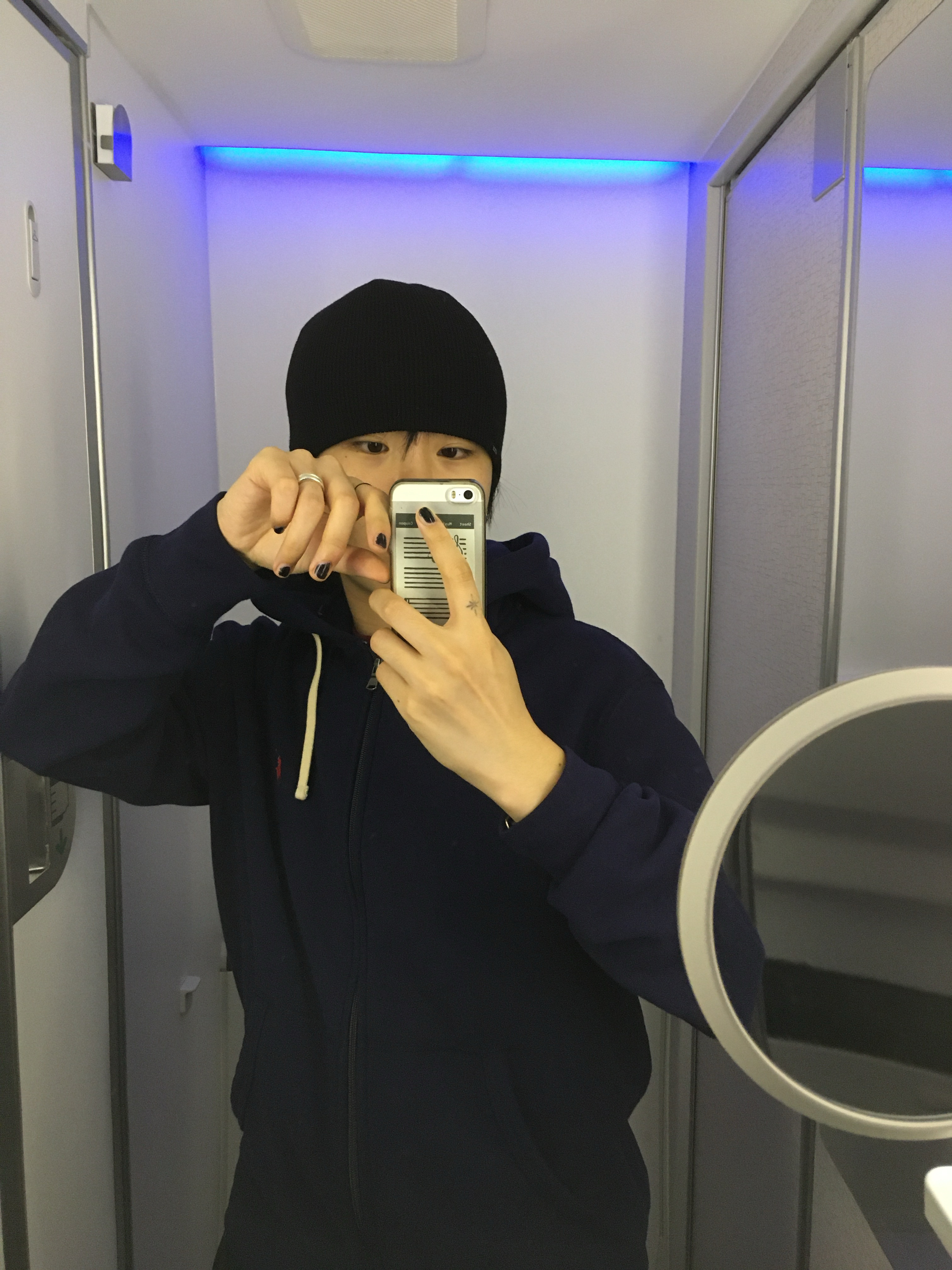 [15%적립] Polo Ralph Lauren RL Fleece Hoodie Cruise Navy, ETCE Label Beanie Black 착용 스타일 - 1