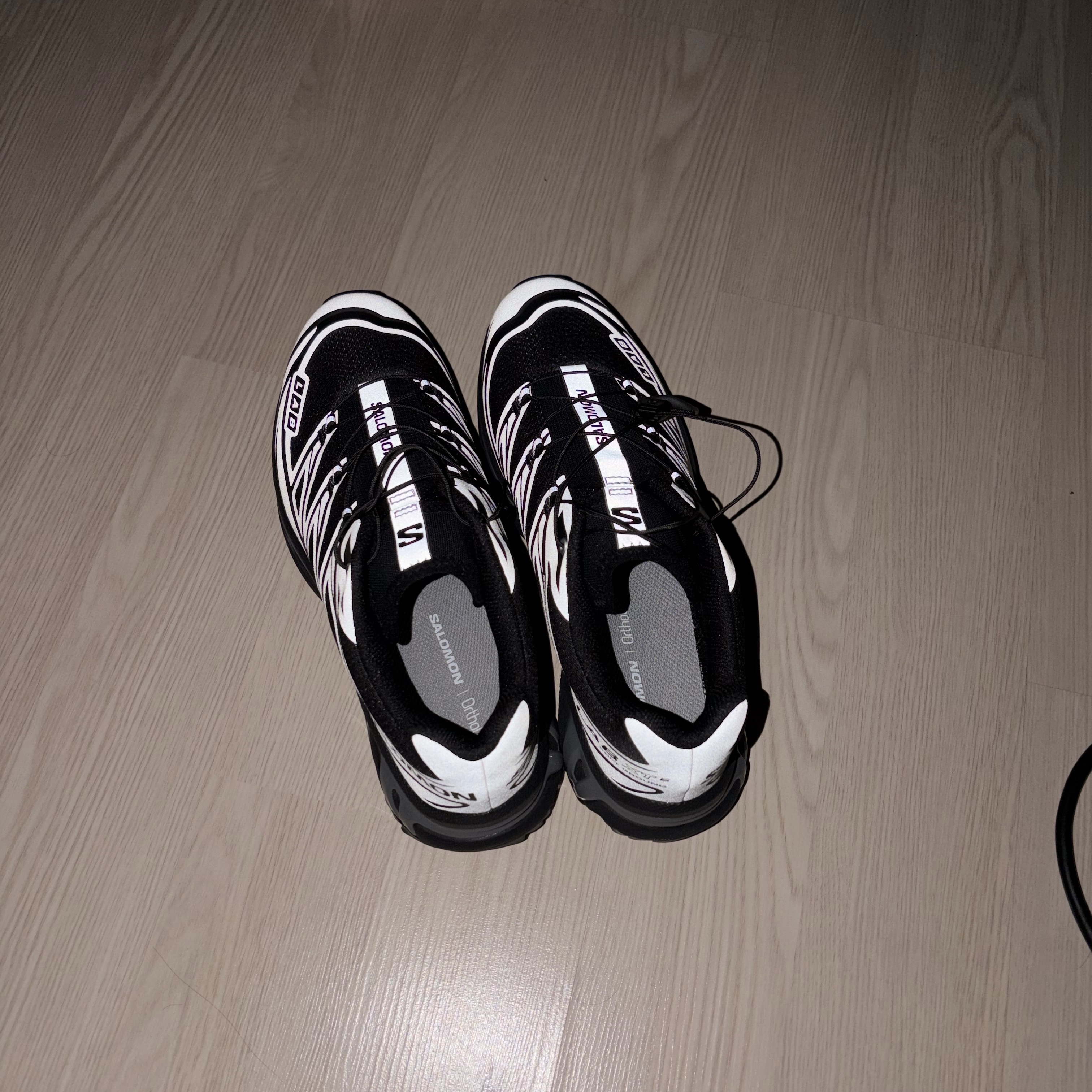 Salomon XT-6 Nocturne Vision Black Silver 착용 스타일