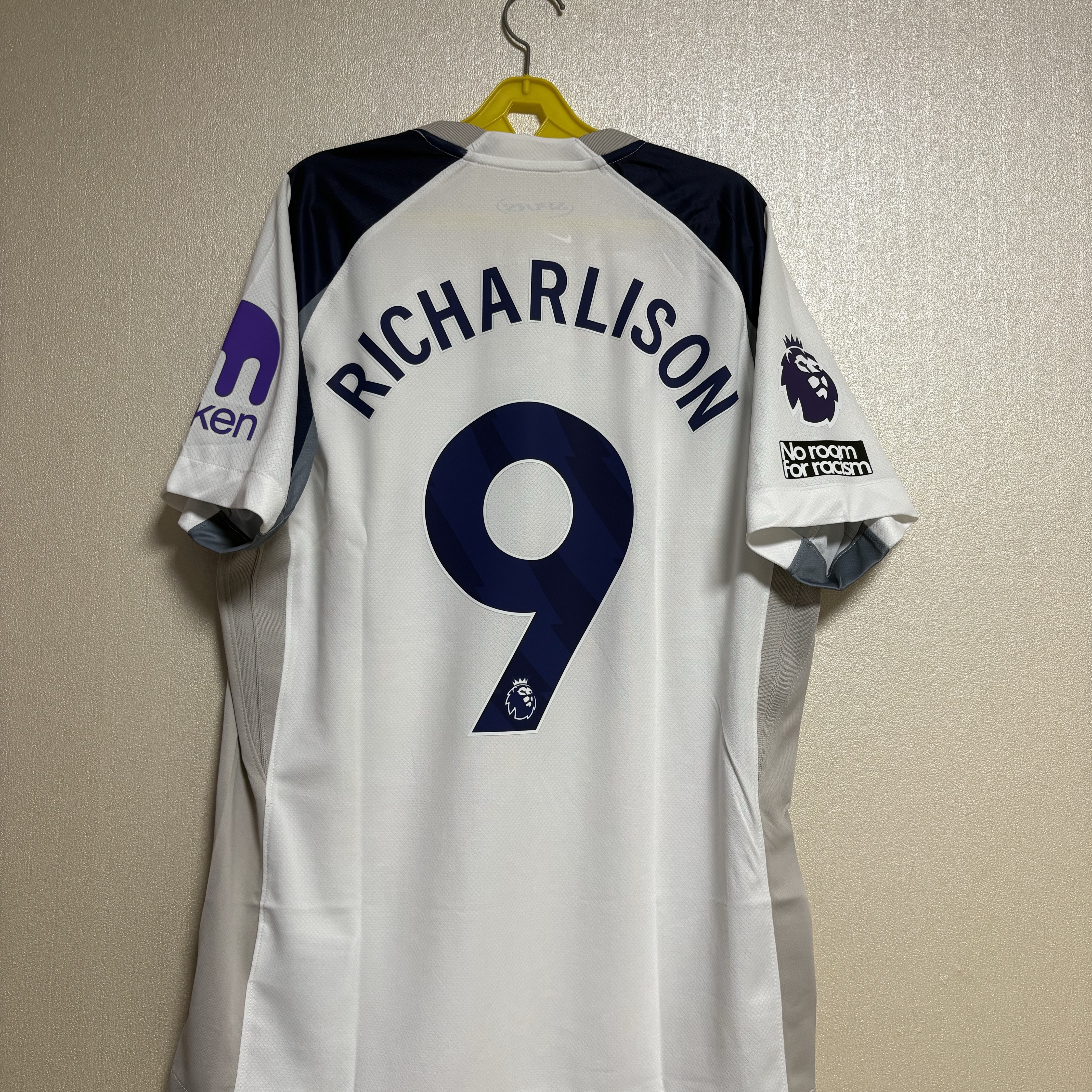 Nike Tottenham Hotspur 2025/26 Stadium Home Dri-Fit Football Replica Jersey White Light Iron Ore (Non Marking Ver.) 착용 스타일 - 2