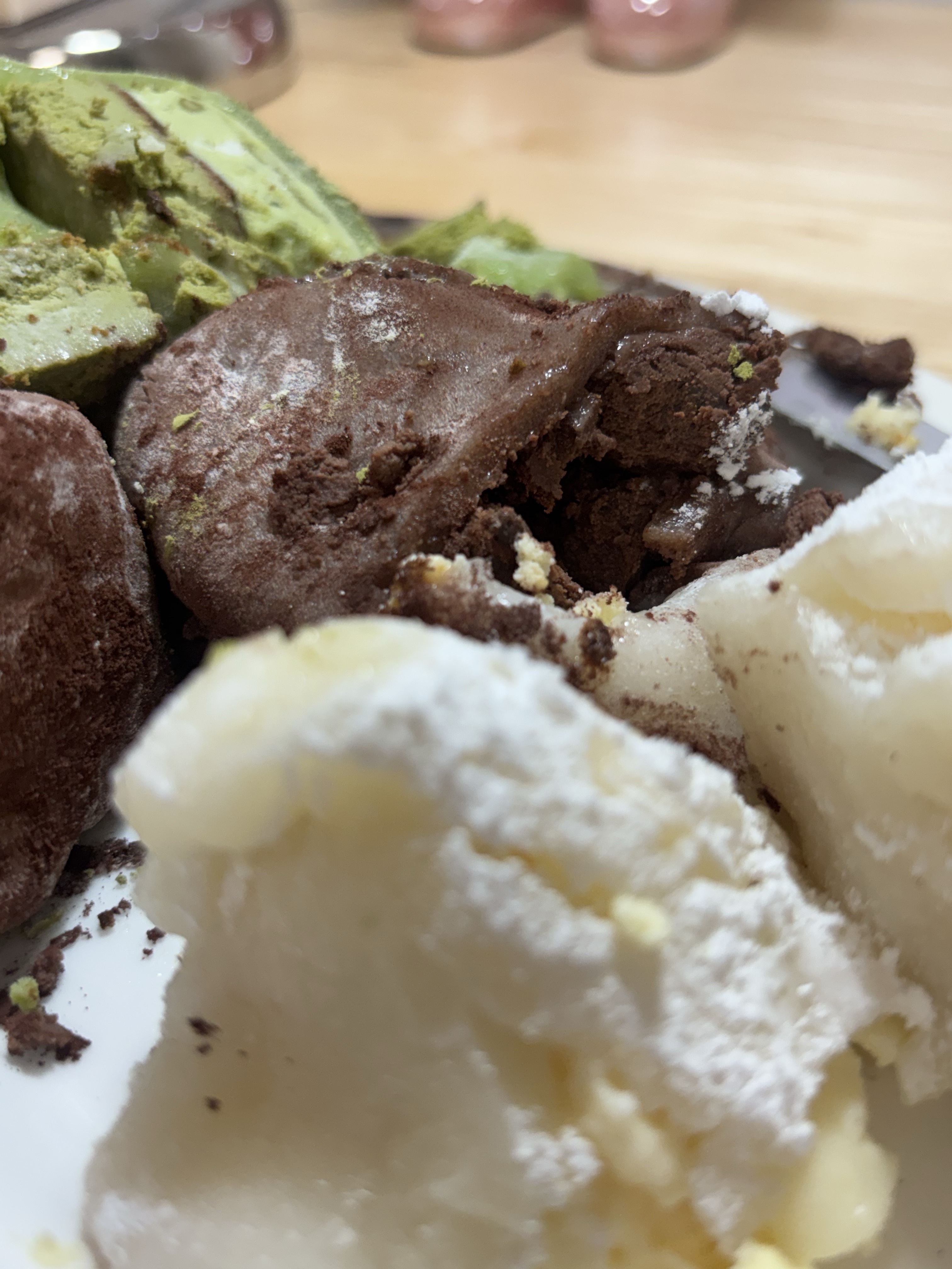 [KREAM 단독] What A Bread Mochi Cheesecake 착용 스타일 - 5