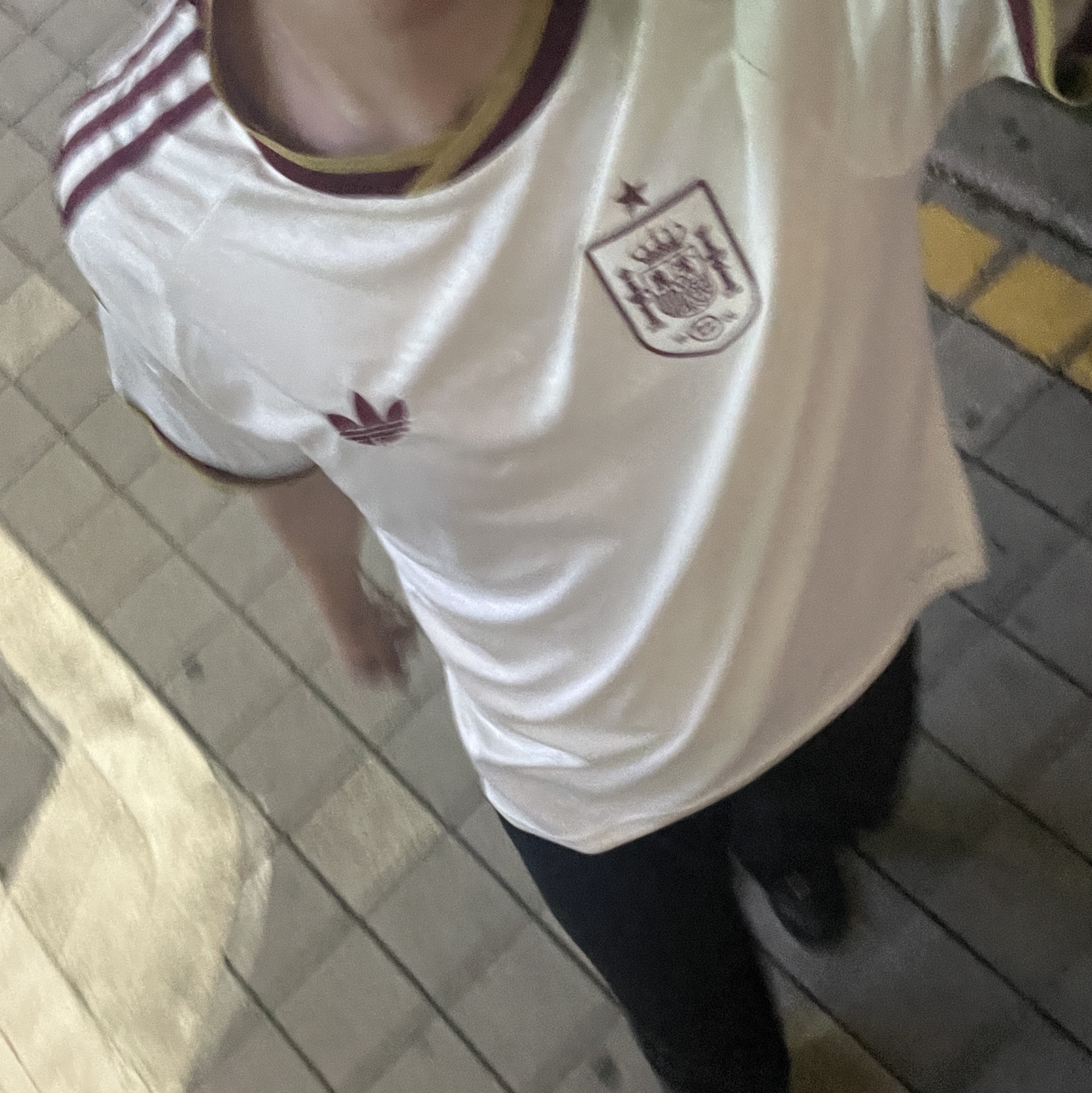 Adidas Spain 2026 Away Jersey Off White - KR Sizing (Non Marking Ver.), Nike Air Force 1 '07 Low Triple Black 착용 스타일 - 1