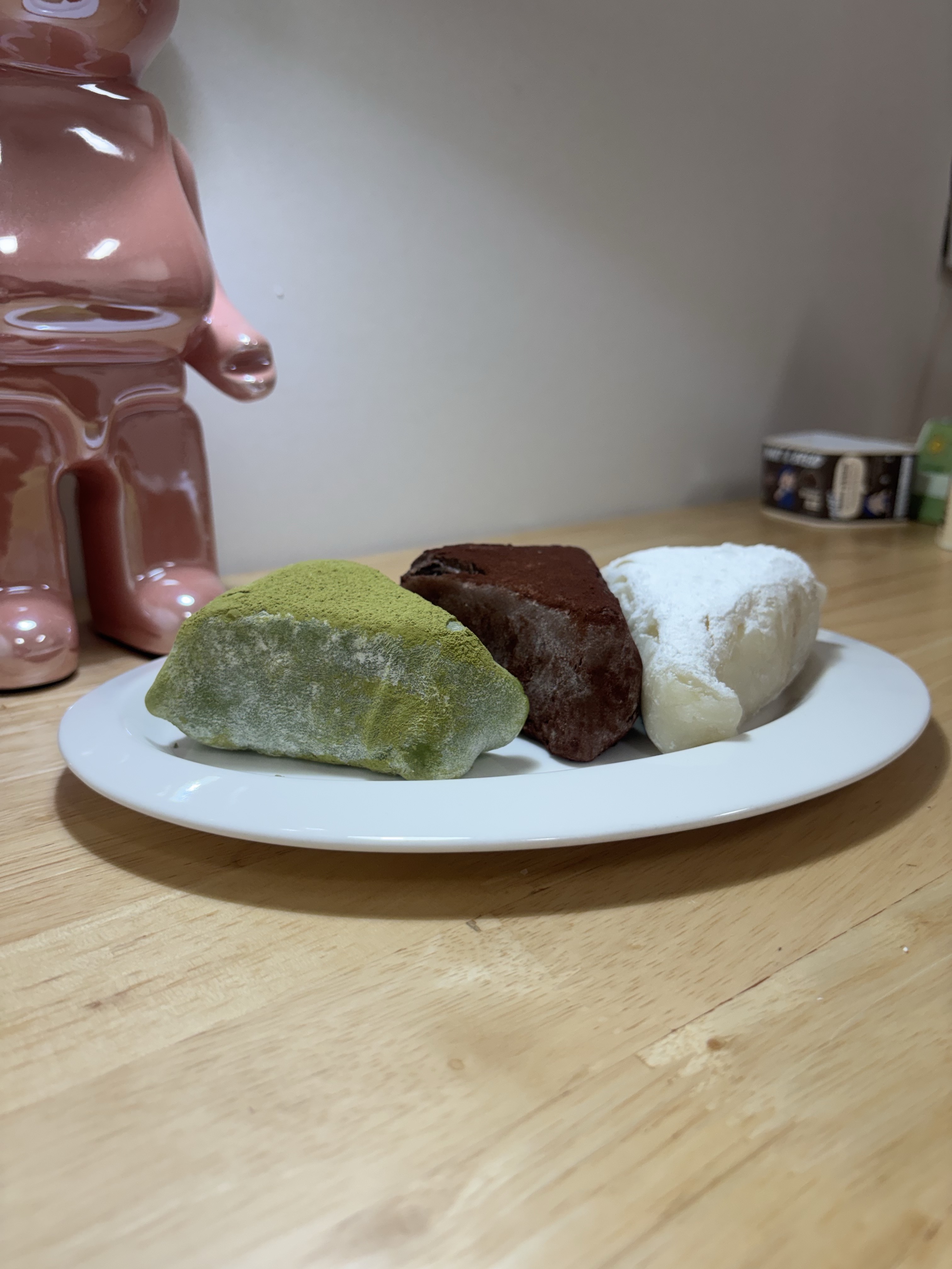 [KREAM 단독] What A Bread Mochi Cheesecake 착용 스타일 - 6