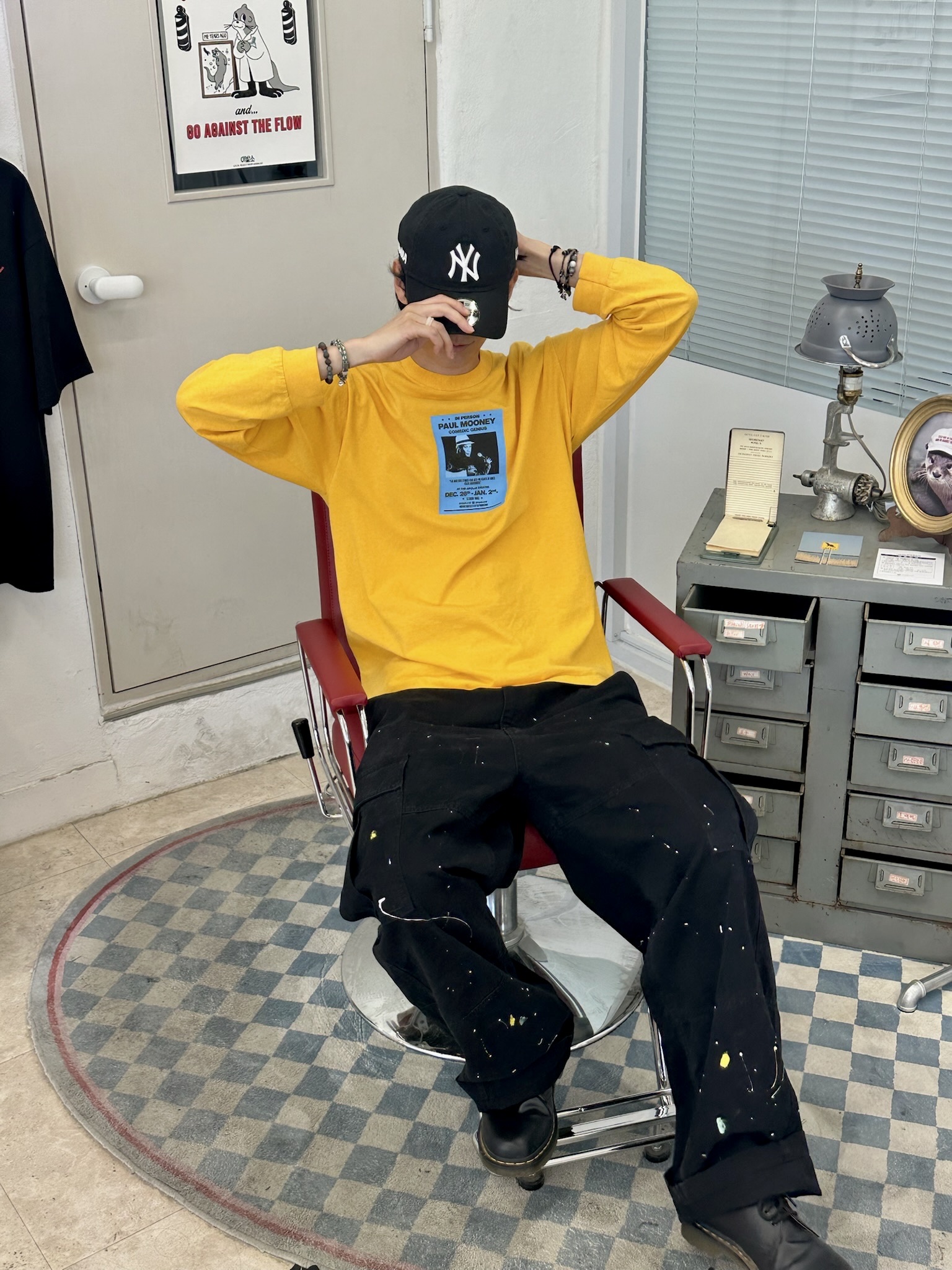 Dr. Martens 1461 Smooth Black, New Era x MoMA New York Yankees Cap Black 착용 스타일 - 1