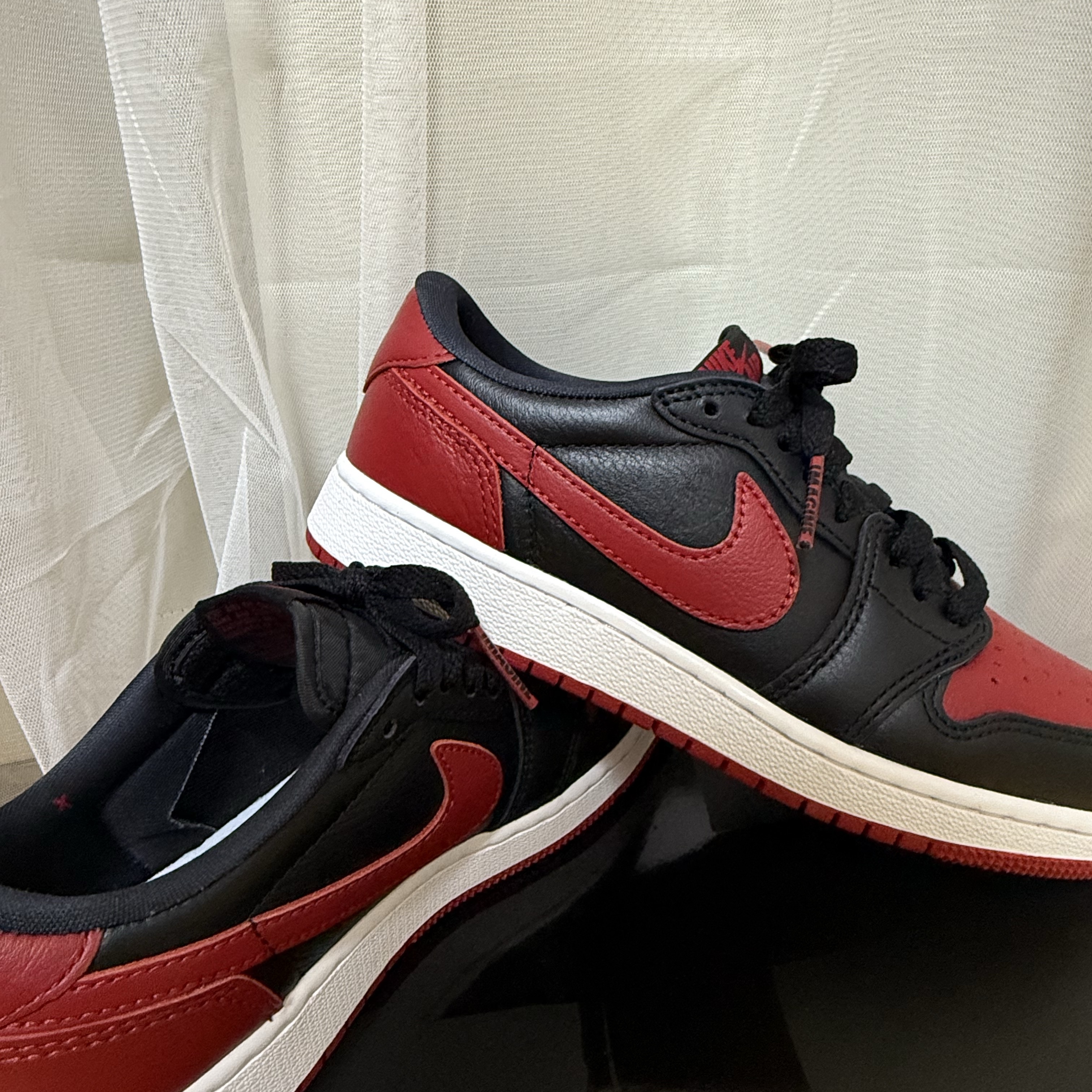 Nike x Travis Scott Mac Attack SP Light Smoke Grey, (GS) Jordan 1 Retro Low OG Banned 2026 착용 스타일 - 4