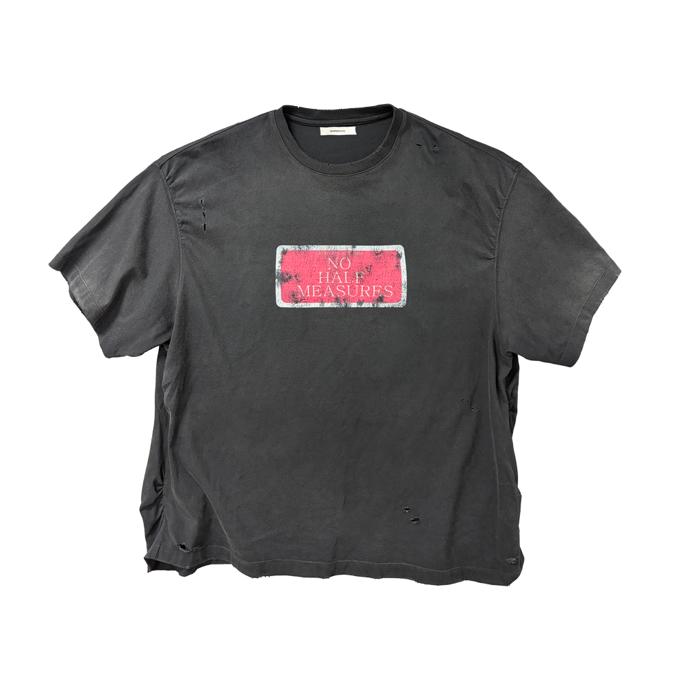 논노드 퍼커링 모토 티셔츠 블랙(Nonnod Puckering Motto T-Shirt Black)