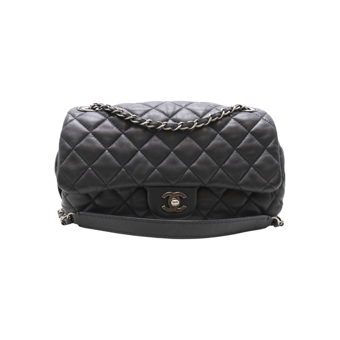 ITA9GFMU5N36 Chanel Season 18 Quilted Lambskin Shoulder Bag