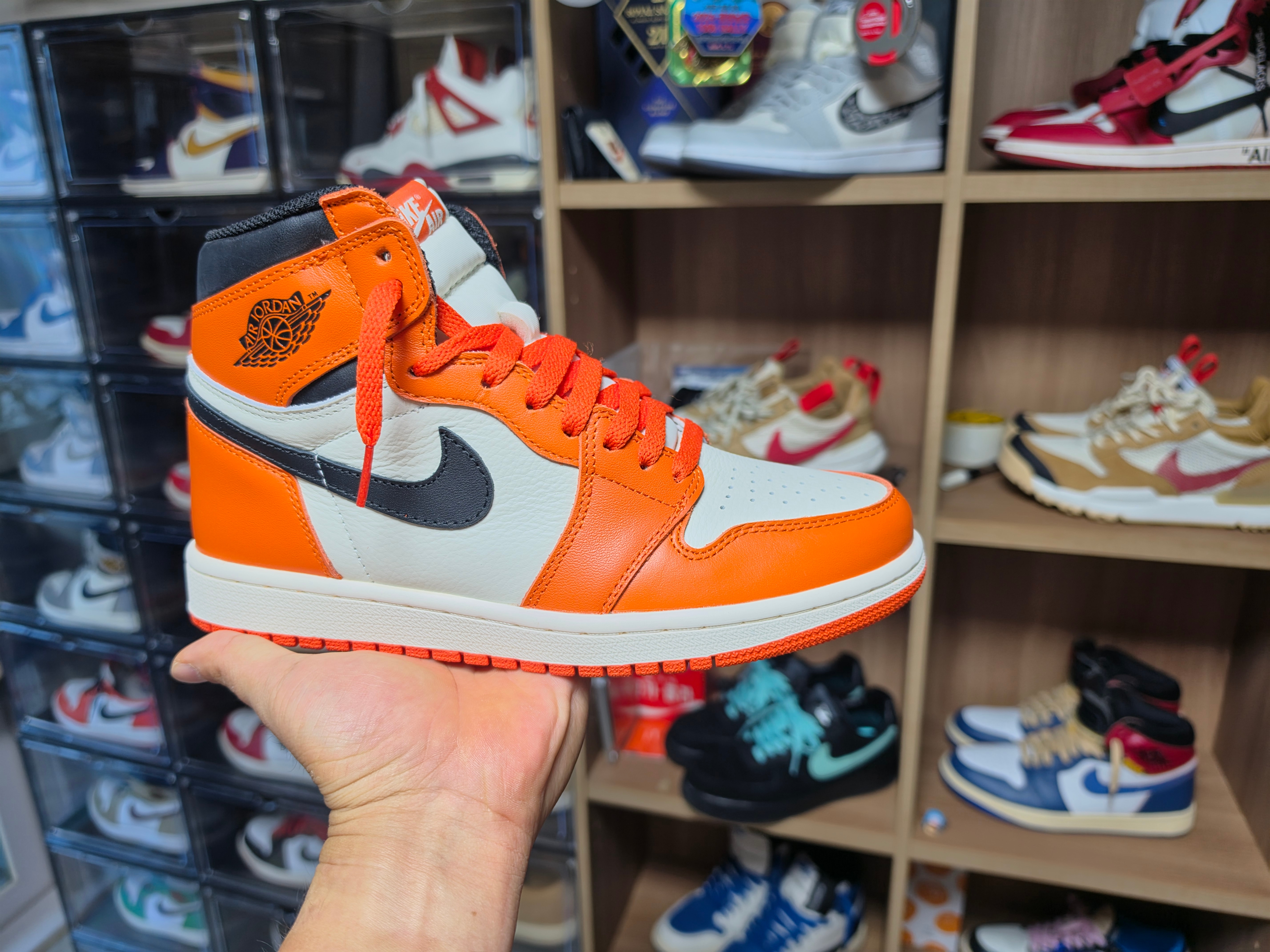 Jordan 1 Retro High OG Reverse Shattered Backboard 착용 스타일