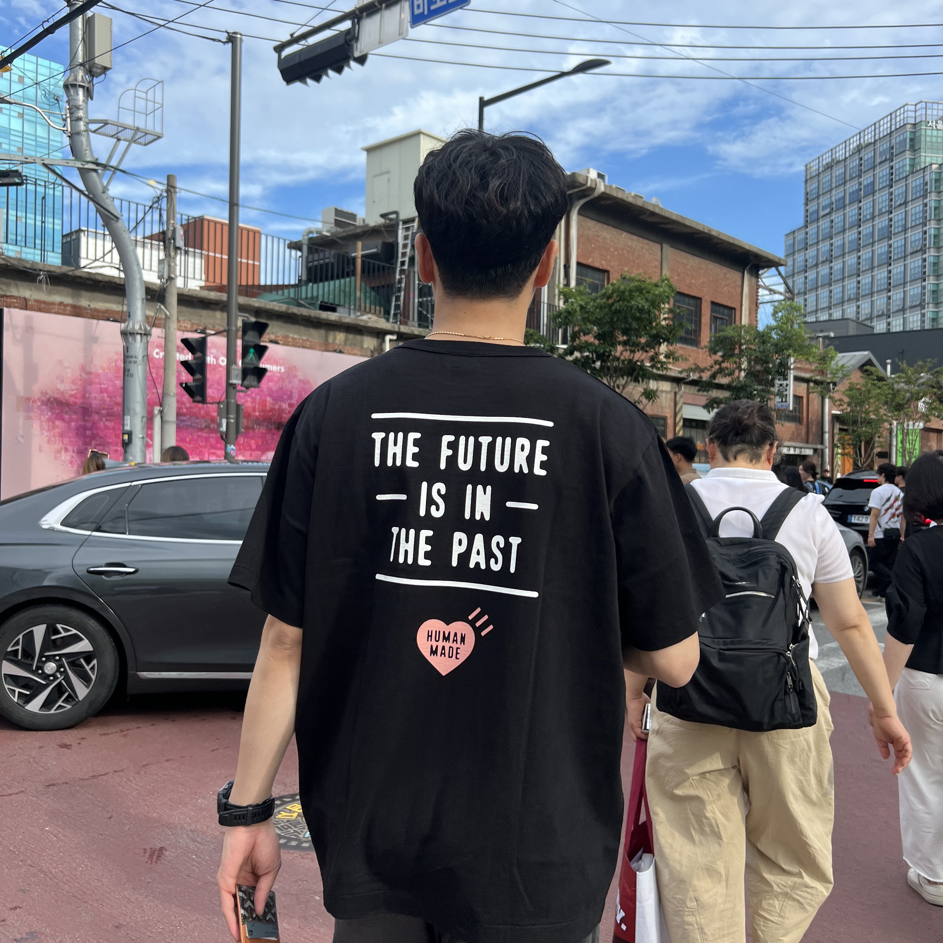 Human Made Heart Pocket T-Shirt Black - Seoul Store Exclusive 착용 스타일