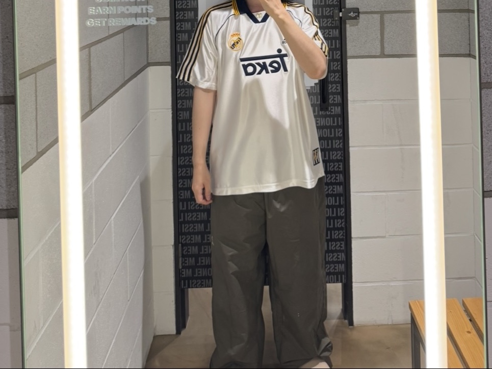 Adidas Real Madrid 99/00 Home Jersey White - KR Sizing (Non Marking Ver.) 착용 스타일