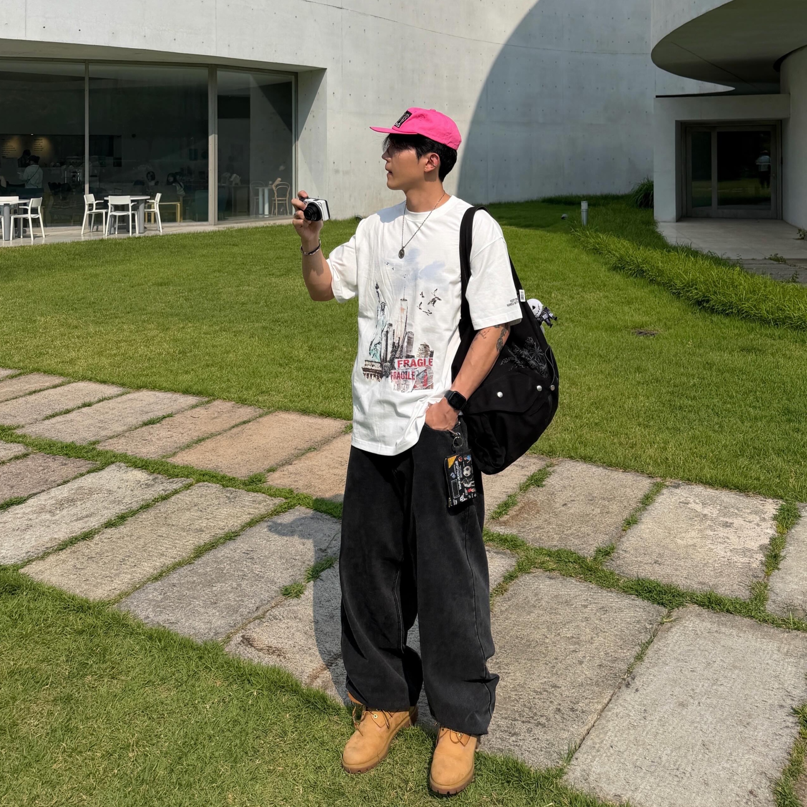 Millo Archive Chapter Denim Pants Denim Black, Millo Archive Chapter Denim Pants Denim Blue 착용 스타일 - 4