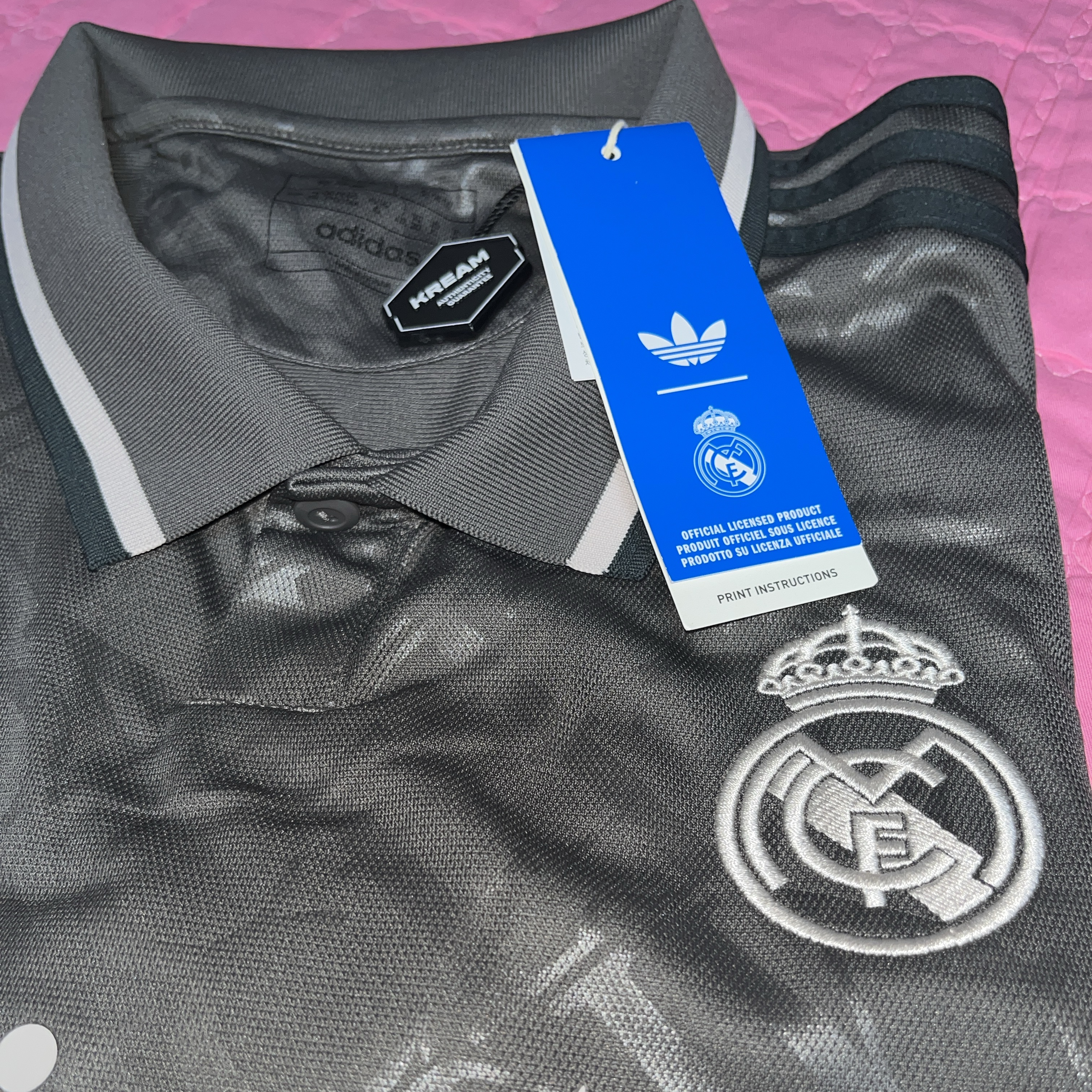 Adidas Real Madrid 2024/25 3rd Jersey Charcoal - KR Sizing (Non Marking Ver.) 착용 스타일