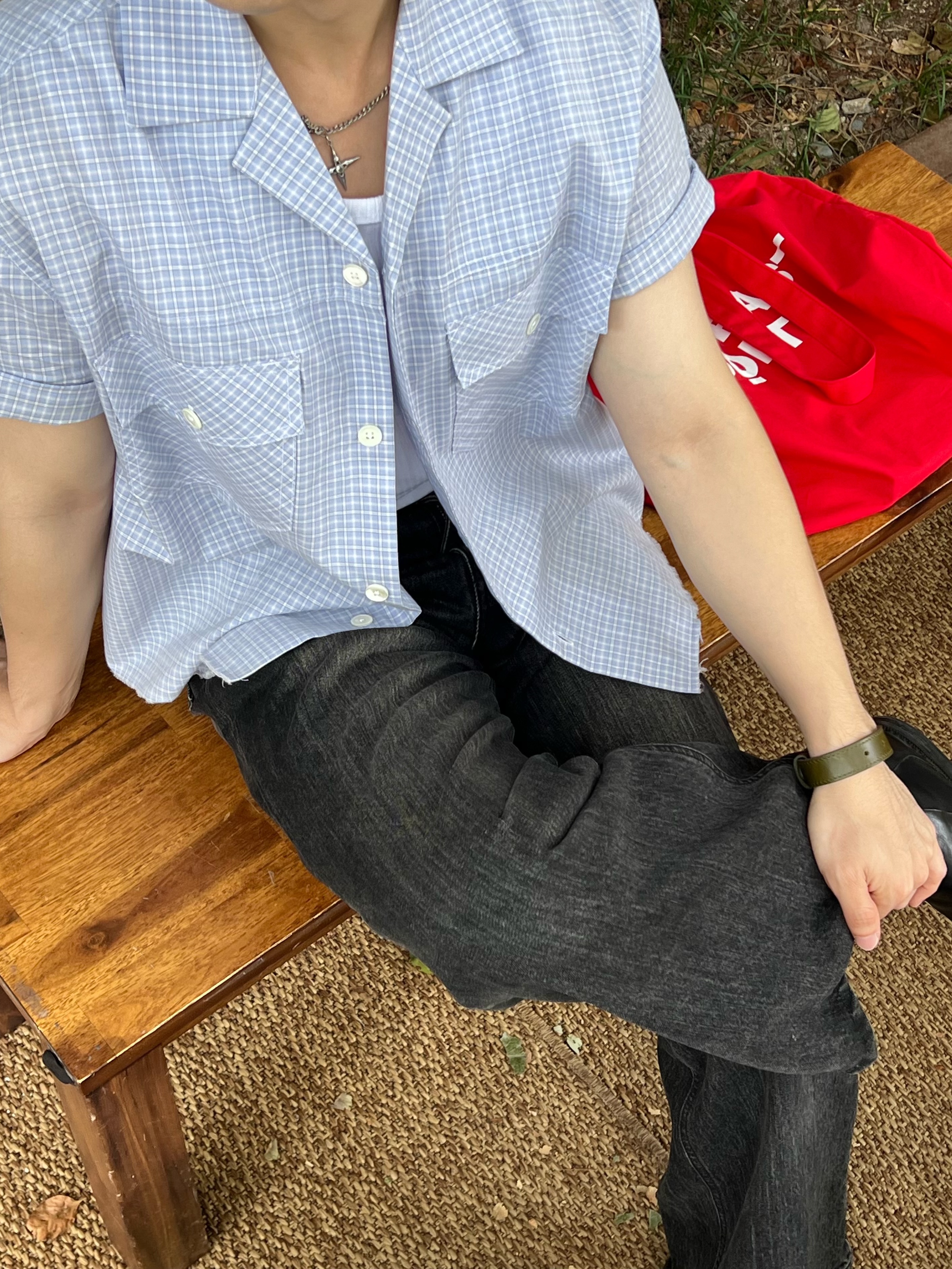 noun Easeful Tote Bag Red 착용 스타일 - 3