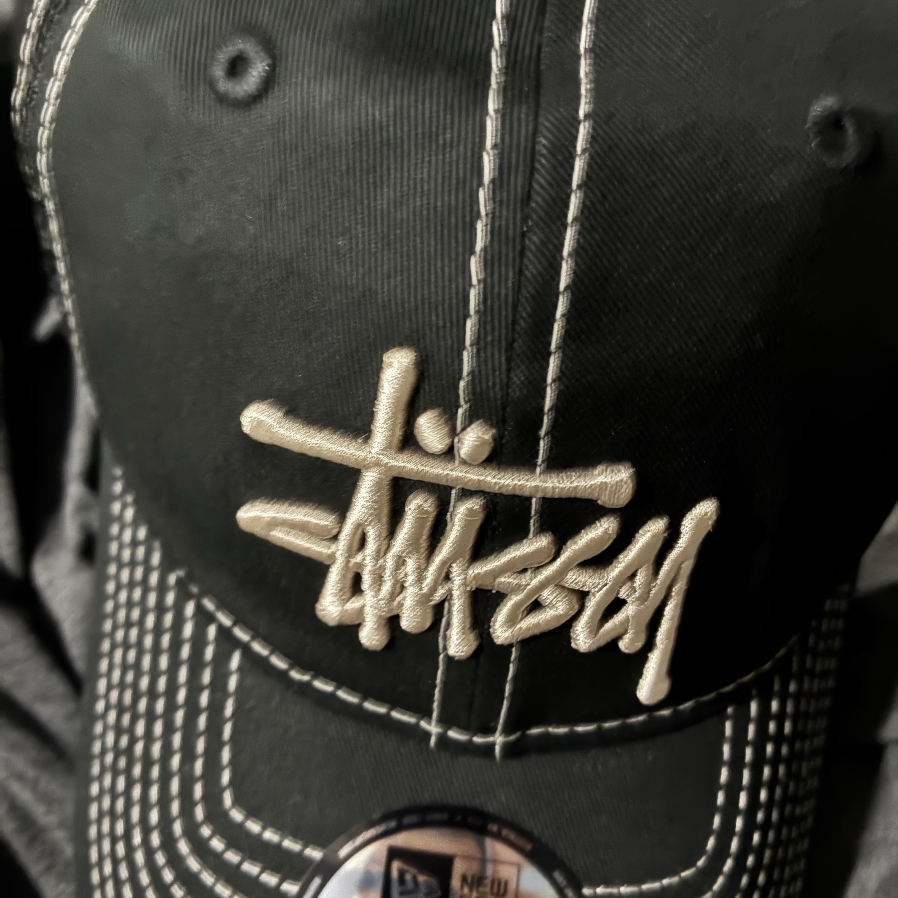 Stussy New Era 9twenty Basic Trucker Black 착용 스타일 - 2