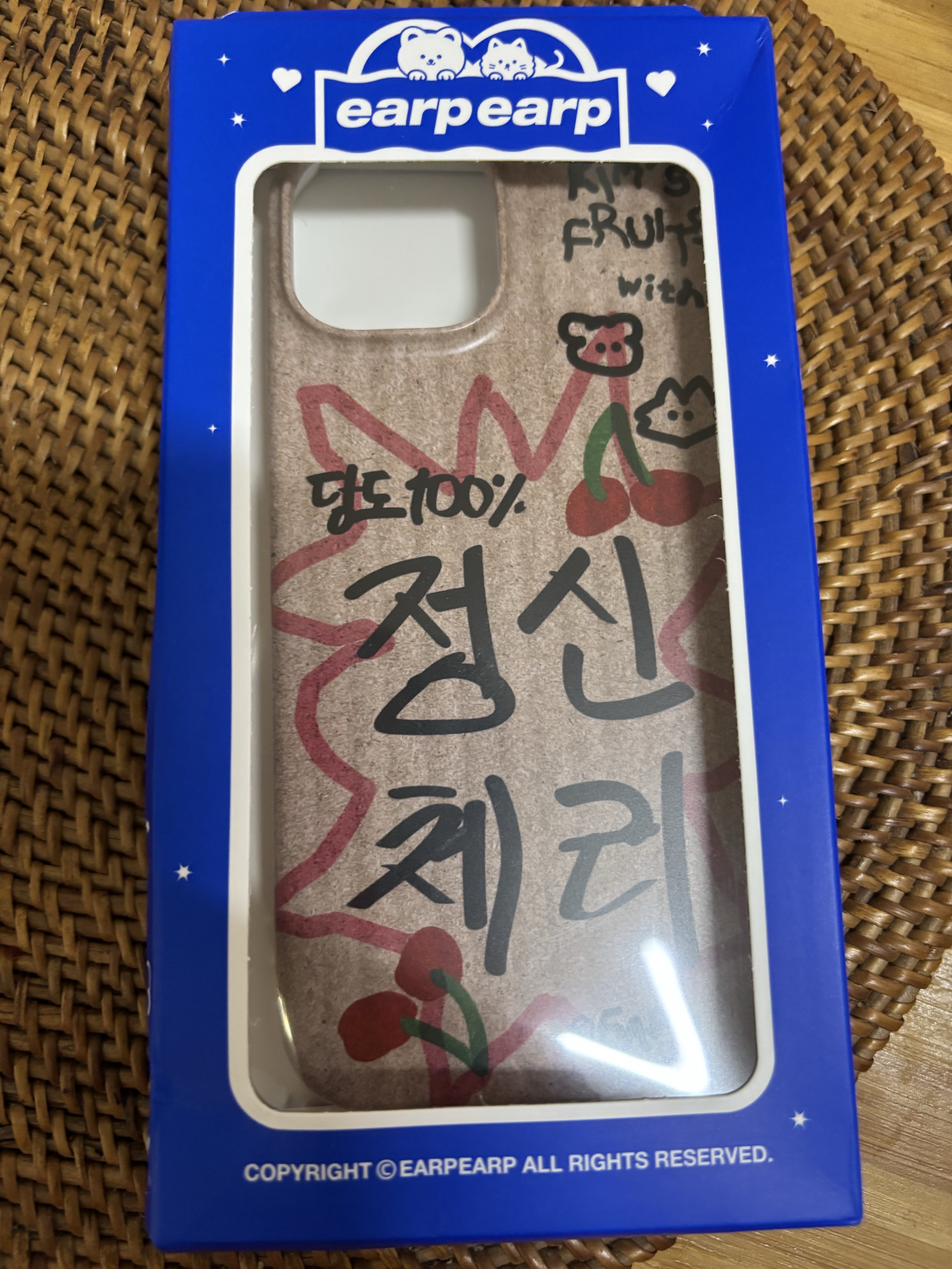 [EARPEARP X KIMS FRUITS] Mental Cherry Hard Case 착용 스타일