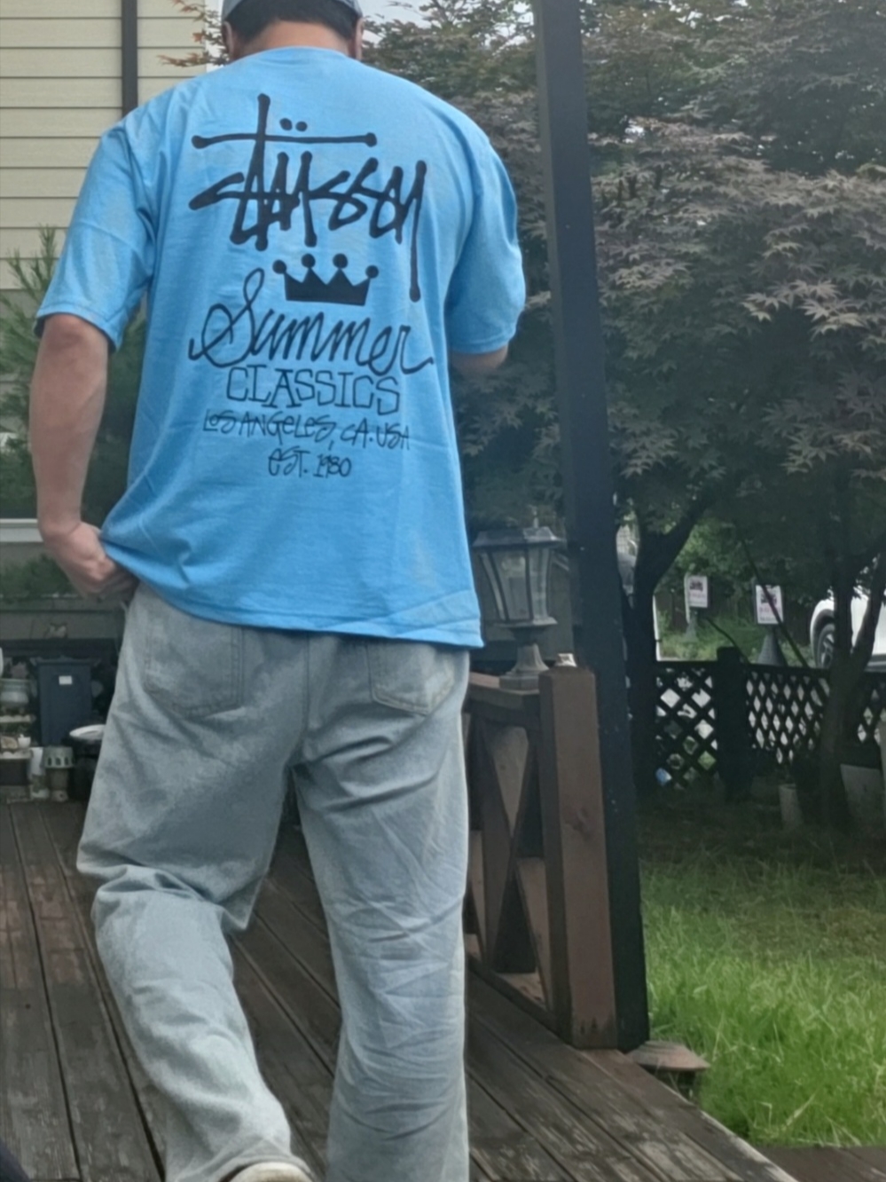 Stussy Summer Classics T-Shirt Sky Blue 착용 스타일