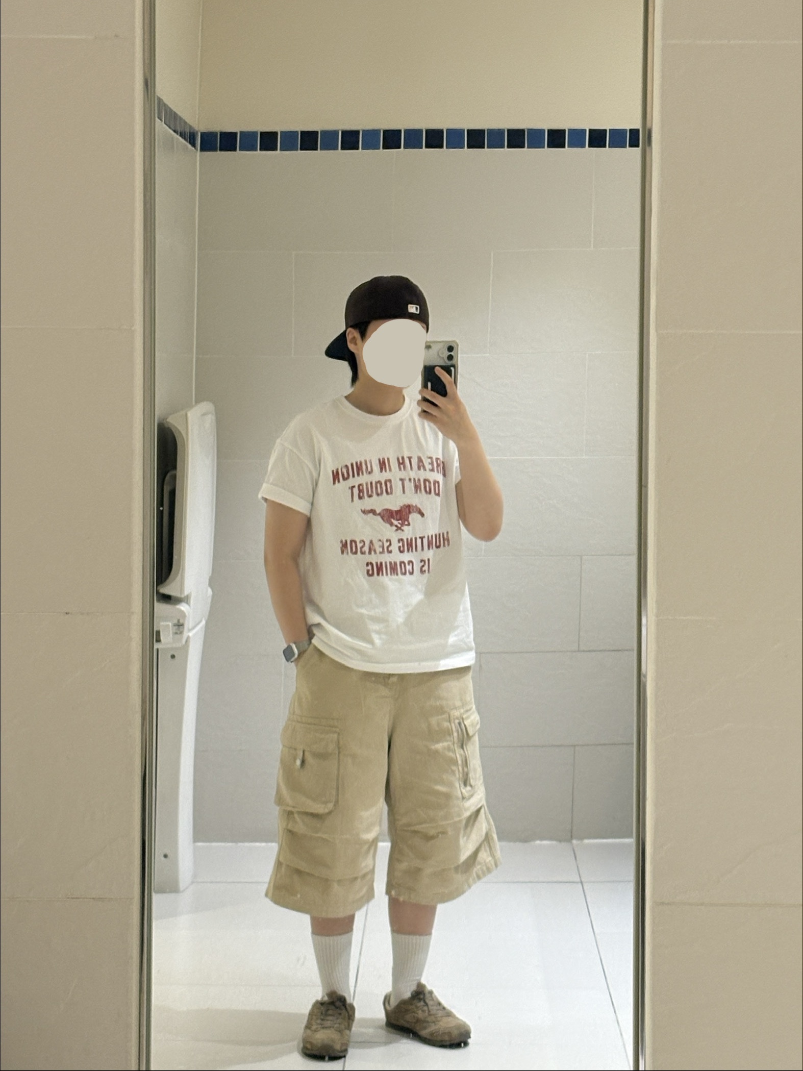 AMOU Vintage Horse Half T-Shirts White 착용 스타일 - 1