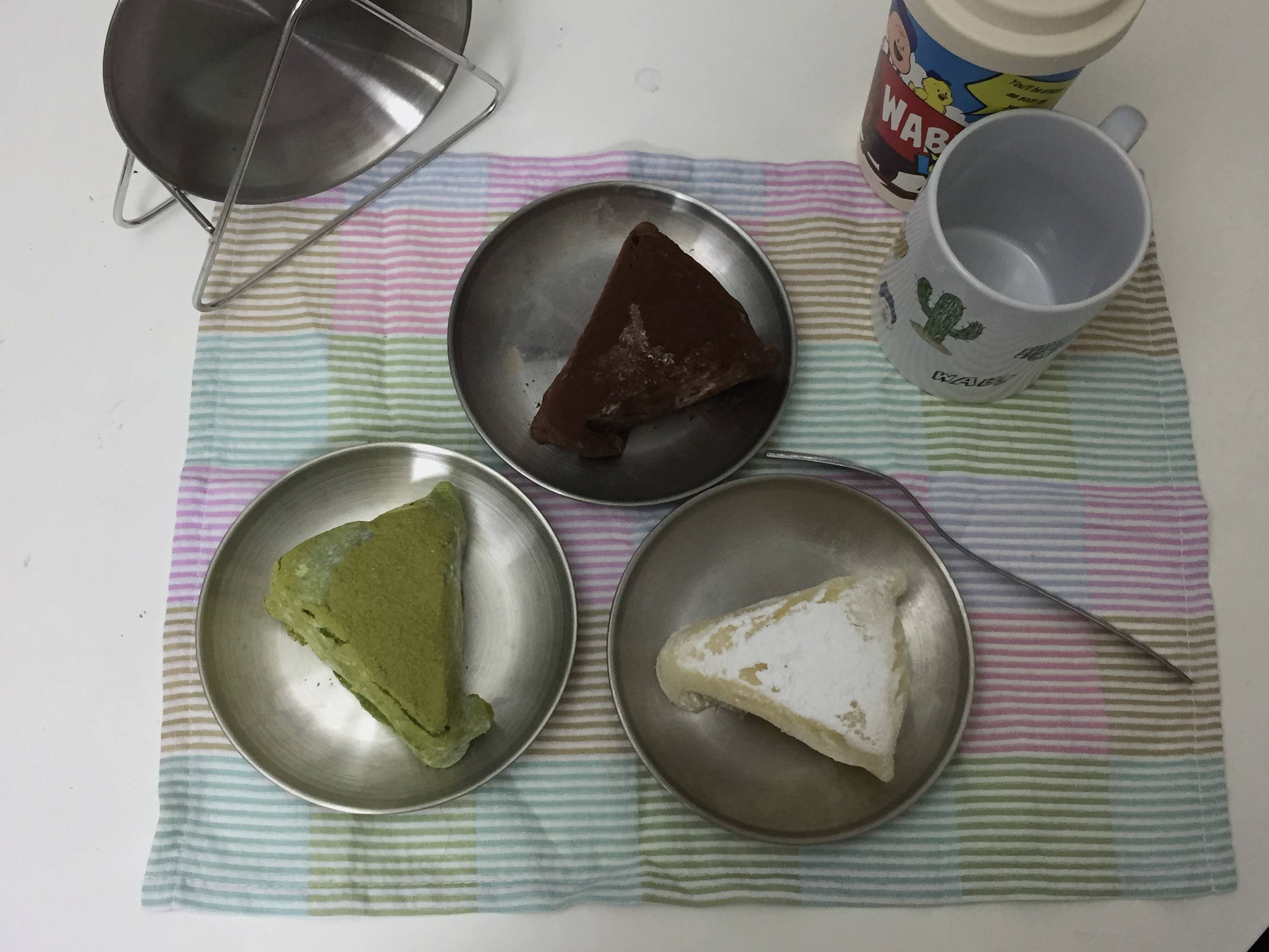 [KREAM 단독] What A Bread Mochi Cheesecake 착용 스타일 - 2