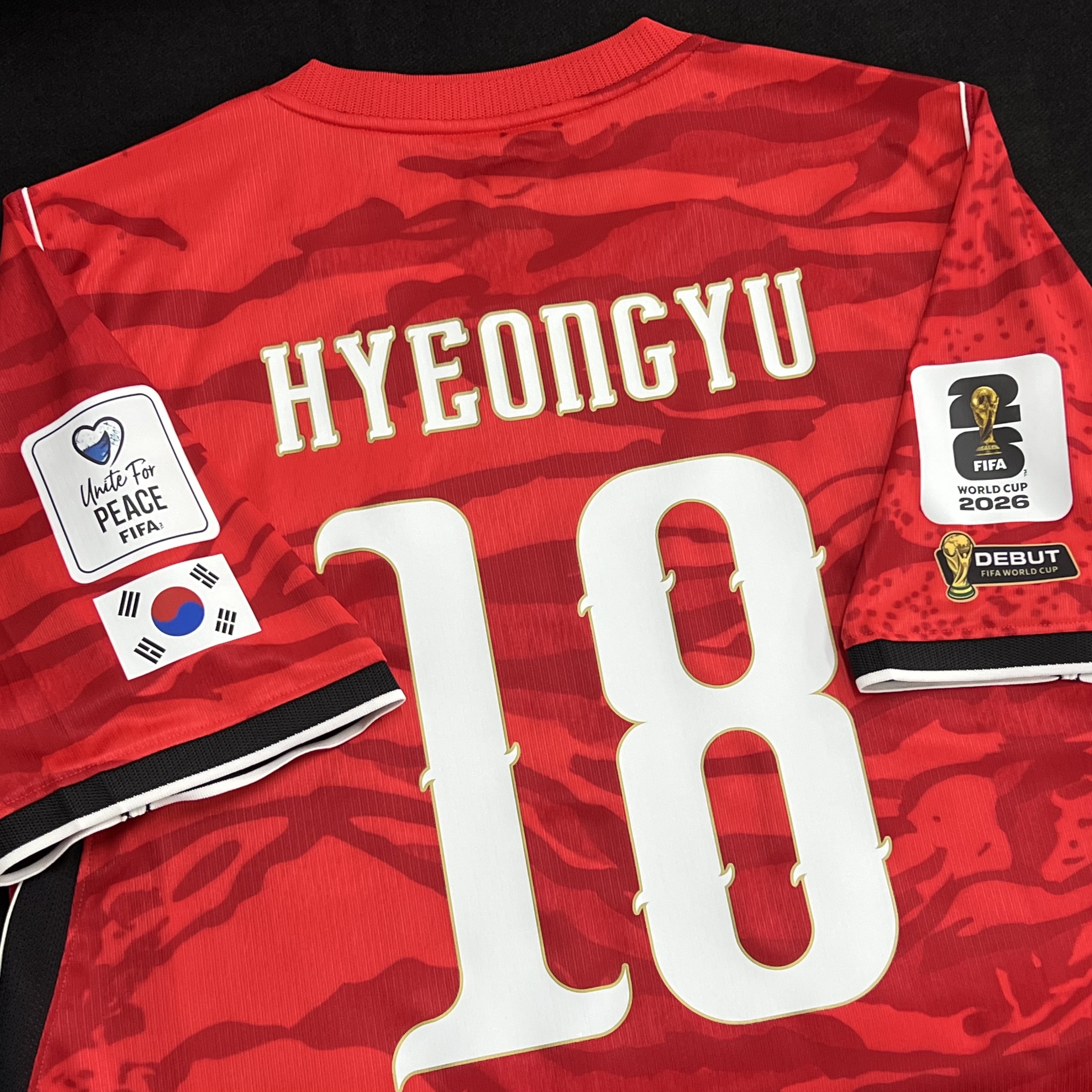 Nike Korea 2026 Stadium Home Dri-Fit Soccer Replica Jersey Global Red Black (Non Marking Ver.) 착용 스타일 - 1