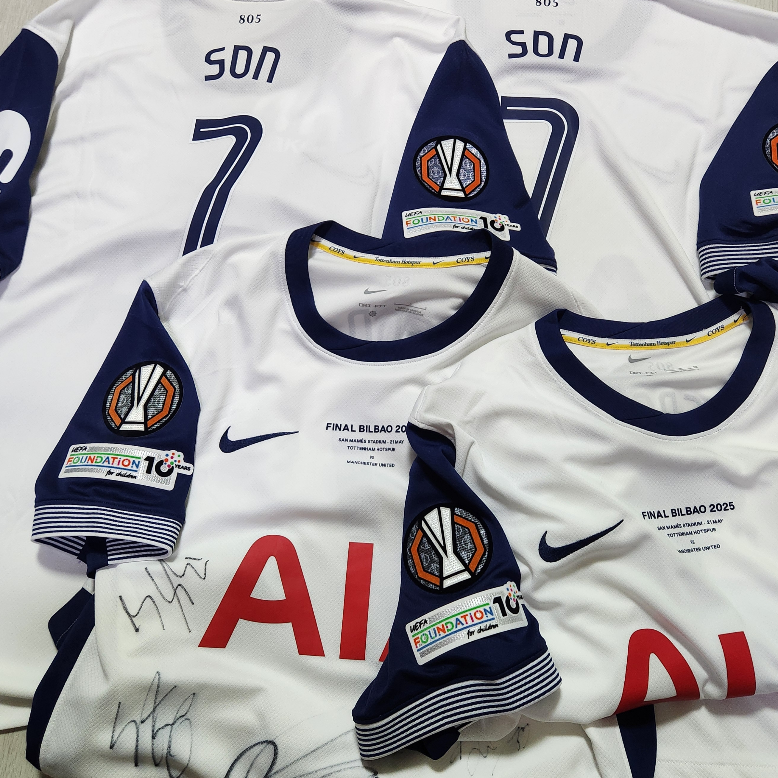 Nike Tottenham Hotspur 2024/25 Dri-Fit Stadium Home Jersey White (Non Marking Ver.) 착용 스타일