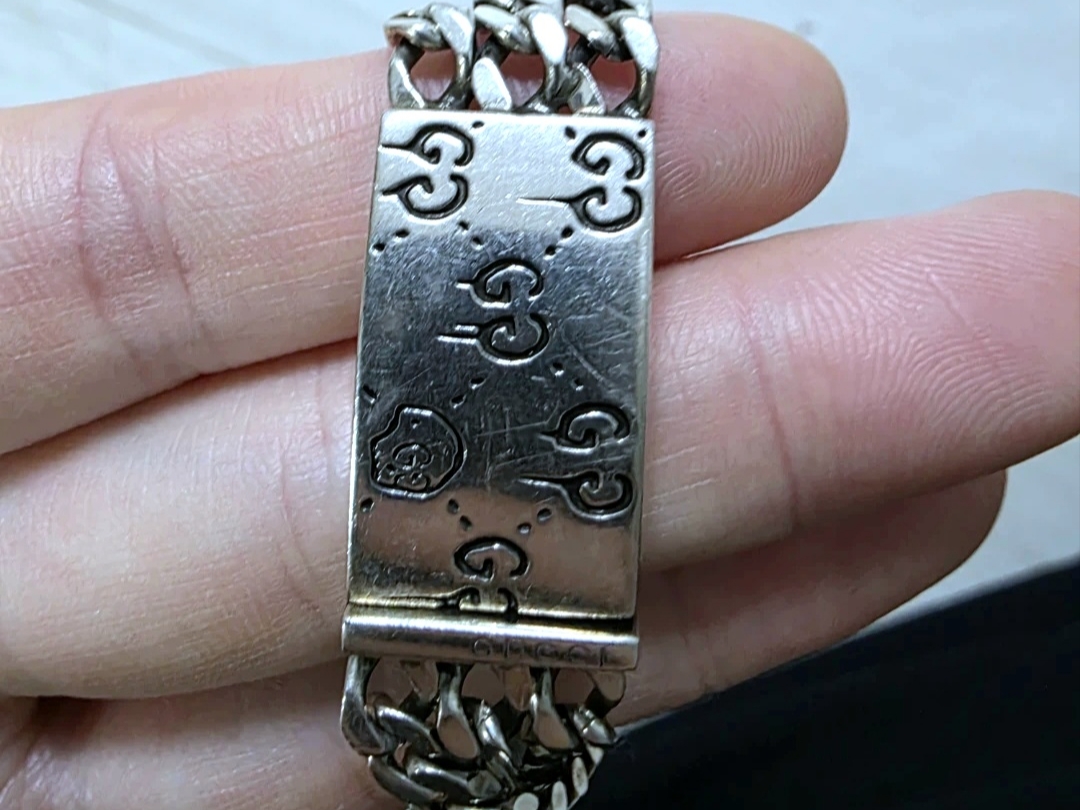 Gucci Ghost Chain Bracelet Silver 착용 스타일 - 2