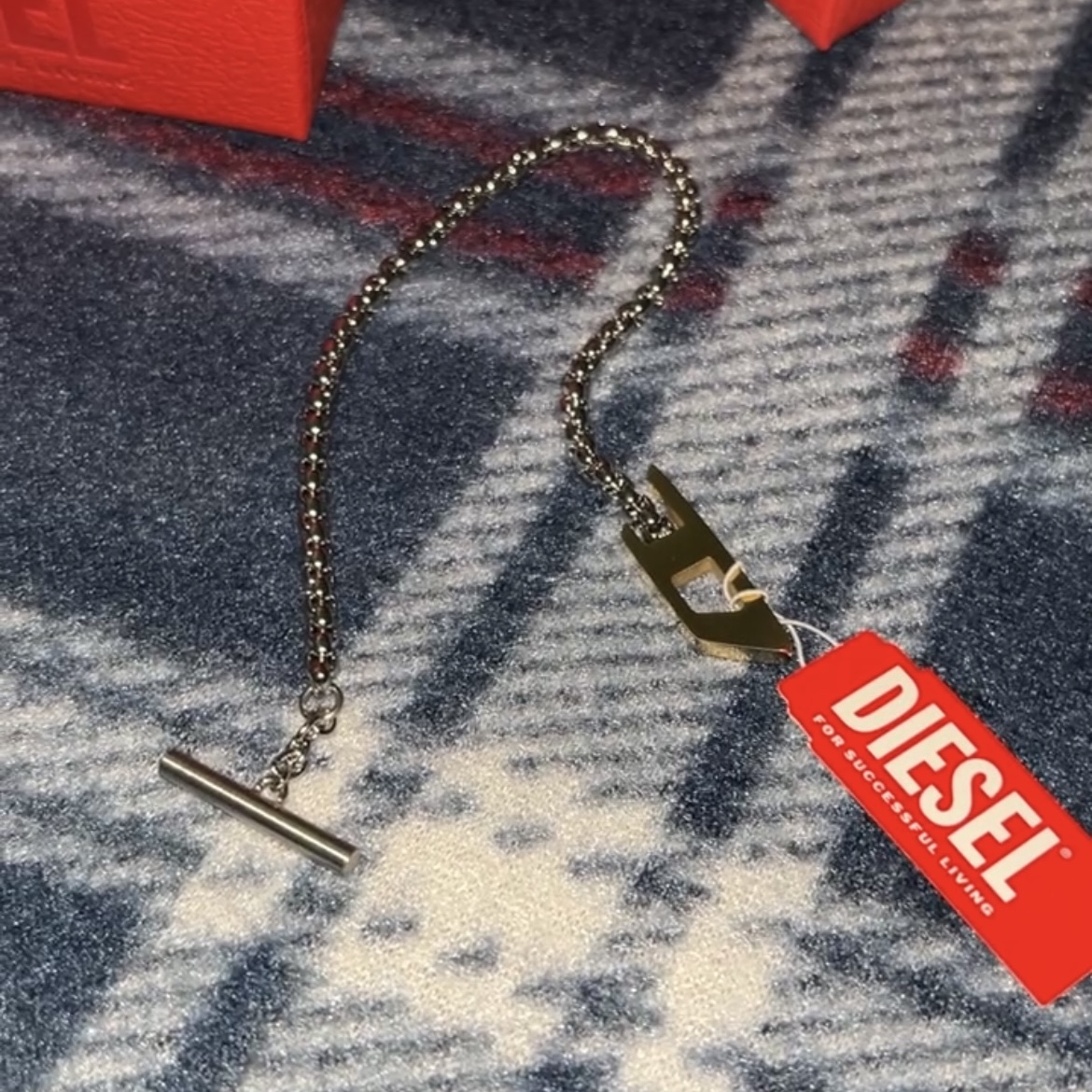 Diesel Dx1338 Stainless Steel Chain Bracelet Silver 착용 스타일