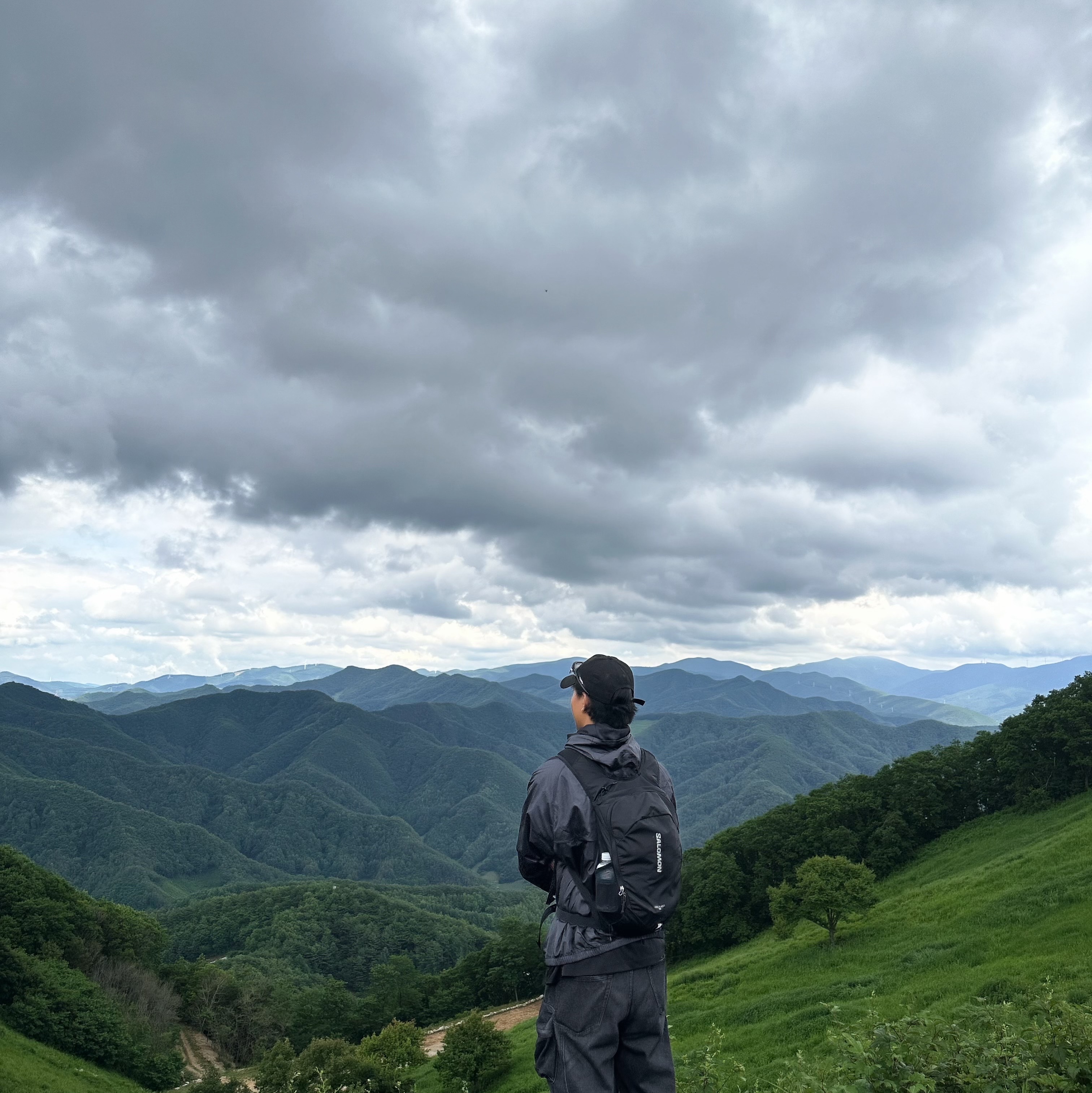 Salomon Trailblazer 10 Black, Nike Windrunner Lined Jacket Black White - US/EU 착용 스타일
