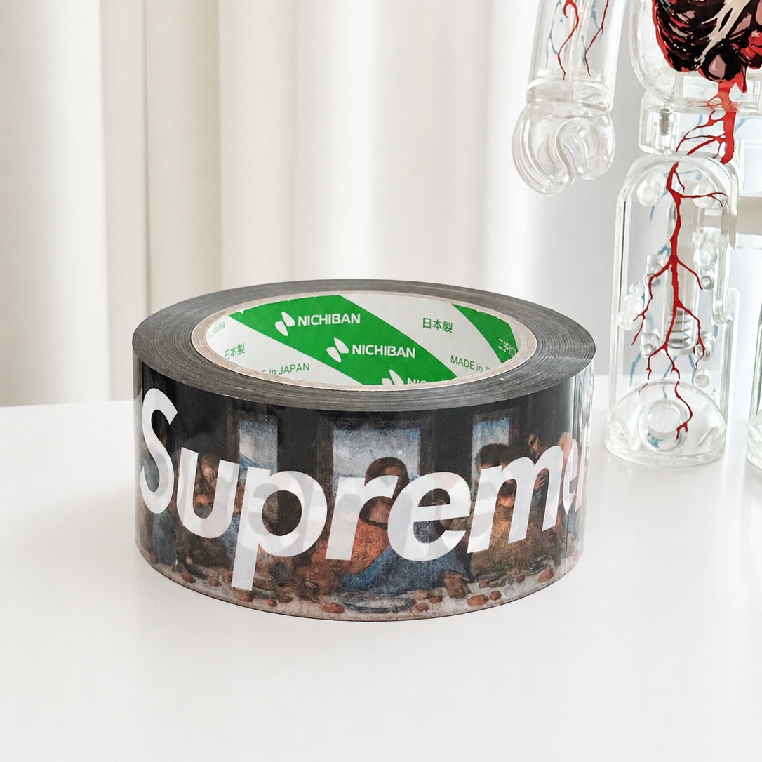 Supreme x Nichiban Packing Tape Multicolor (1 Roll) - 26SS 착용 스타일