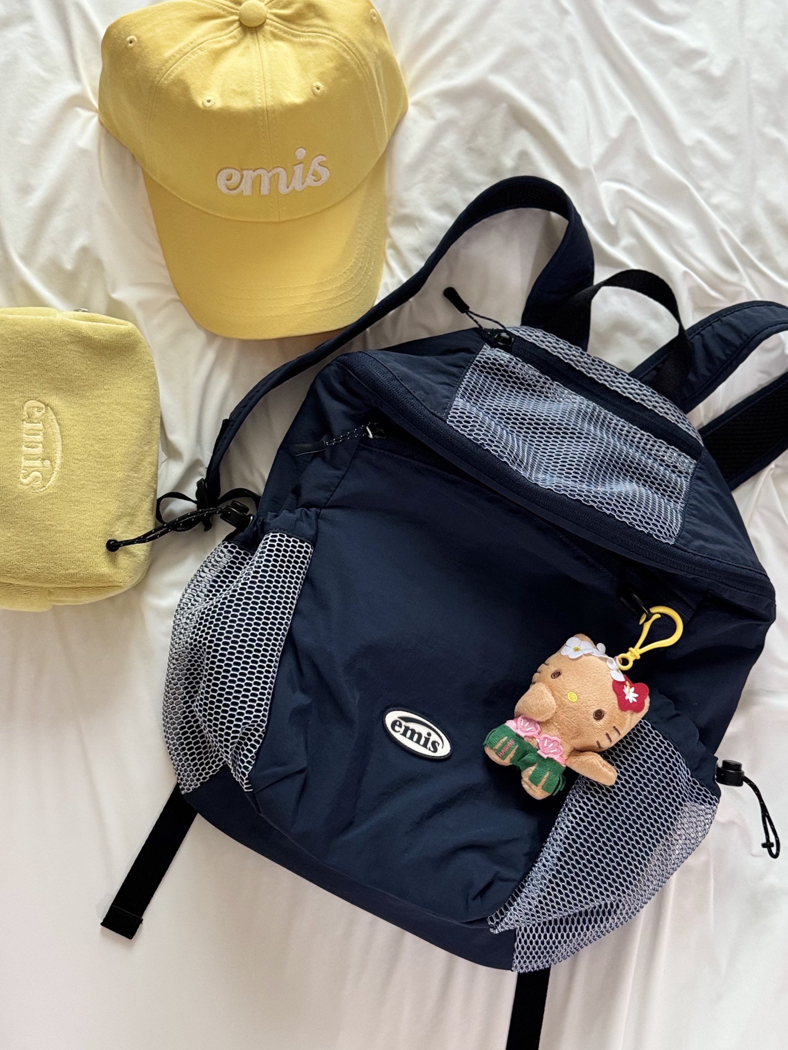 Emis Mesh Nylon Backpack Navy, Monchhichi x Strange Things Key Chain Hellfire Club 착용 스타일 - 5