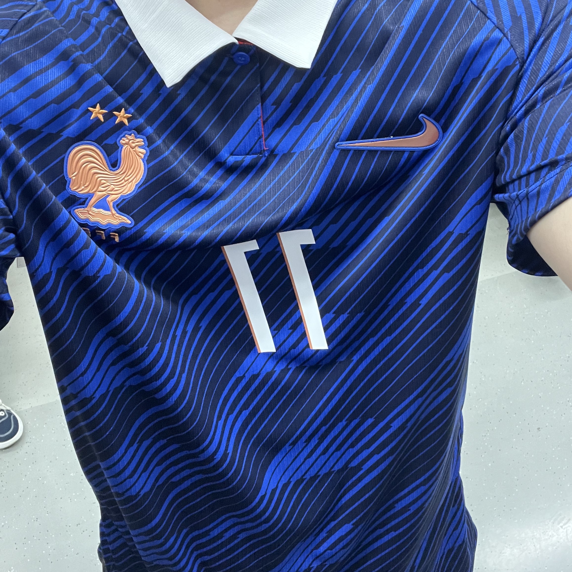 Nike France National Team 2026 Stadium Home Dri-Fit Soccer Jersey Game Royal Blackened Blue (IB5300-480) (Non Marking Ver.) 착용 스타일 - 1
