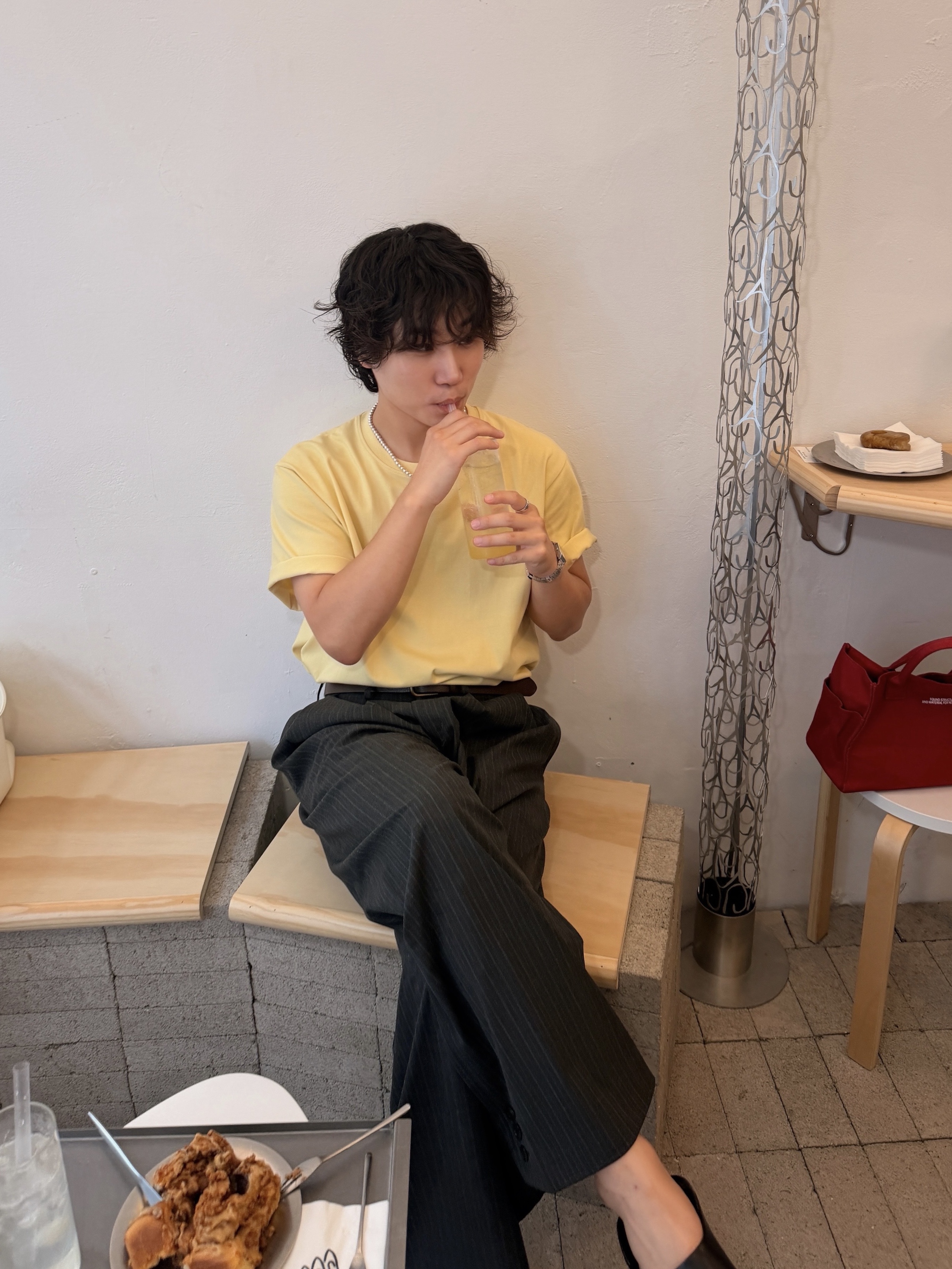 noun Soft Round T-Shirts Yellow 착용 스타일 - 5