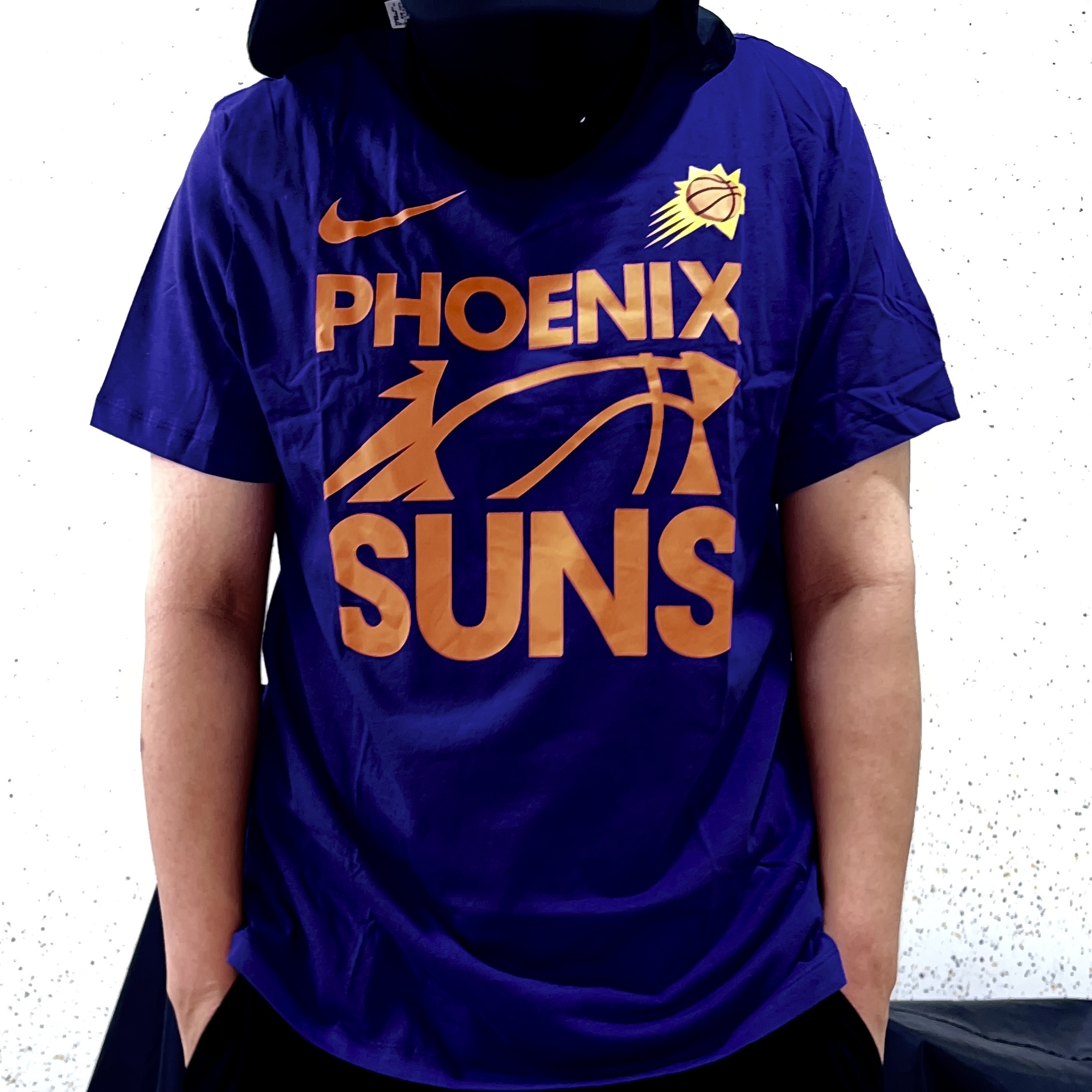 Nike Phoenix Suns Courtside NBA T-Shirt New Orchid 착용 스타일