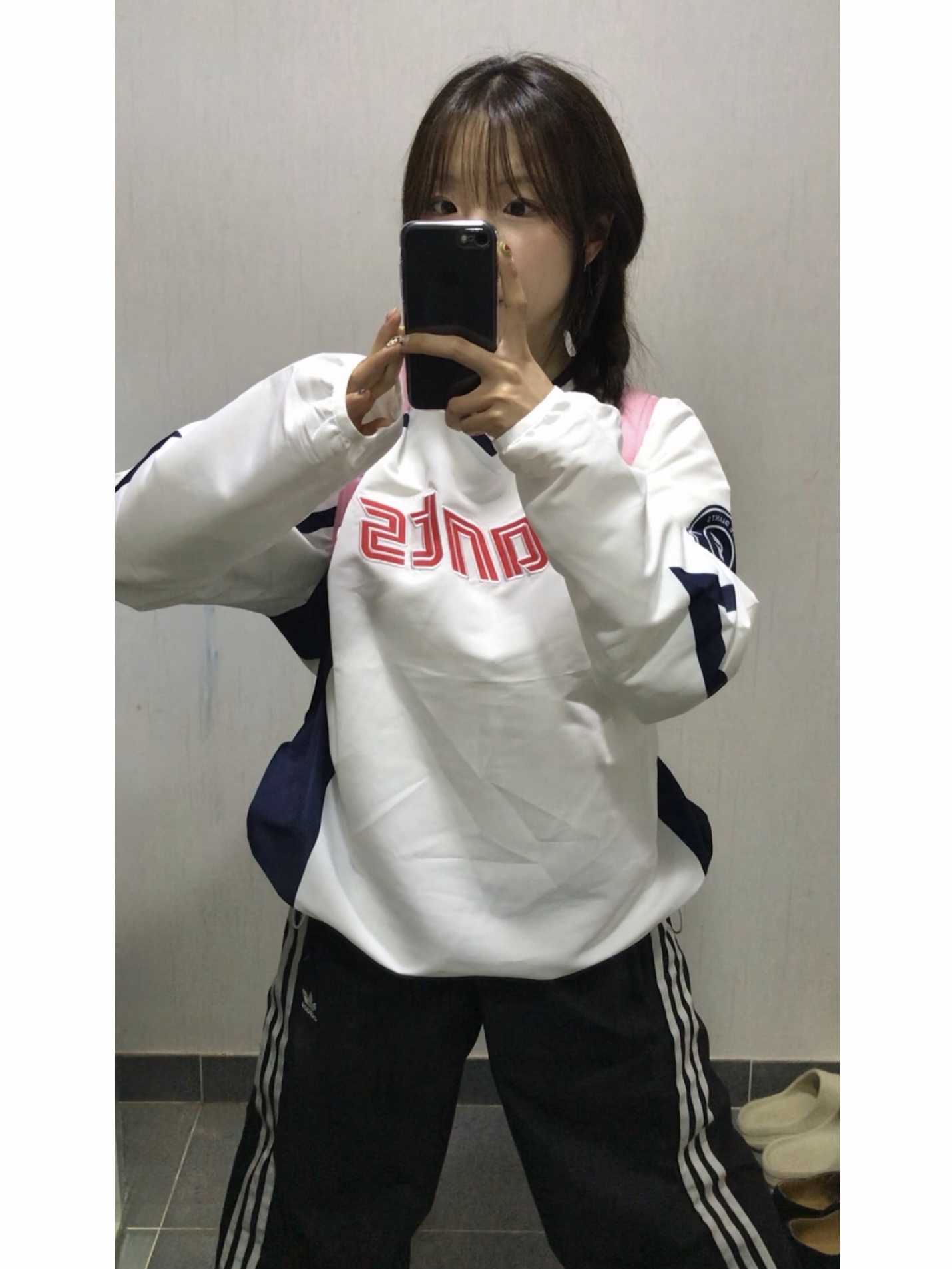 (W) Adidas 3-Stripes Woven Parachute Pants Black - KR Sizing, Adidas Yeezy Slide Pure 착용 스타일