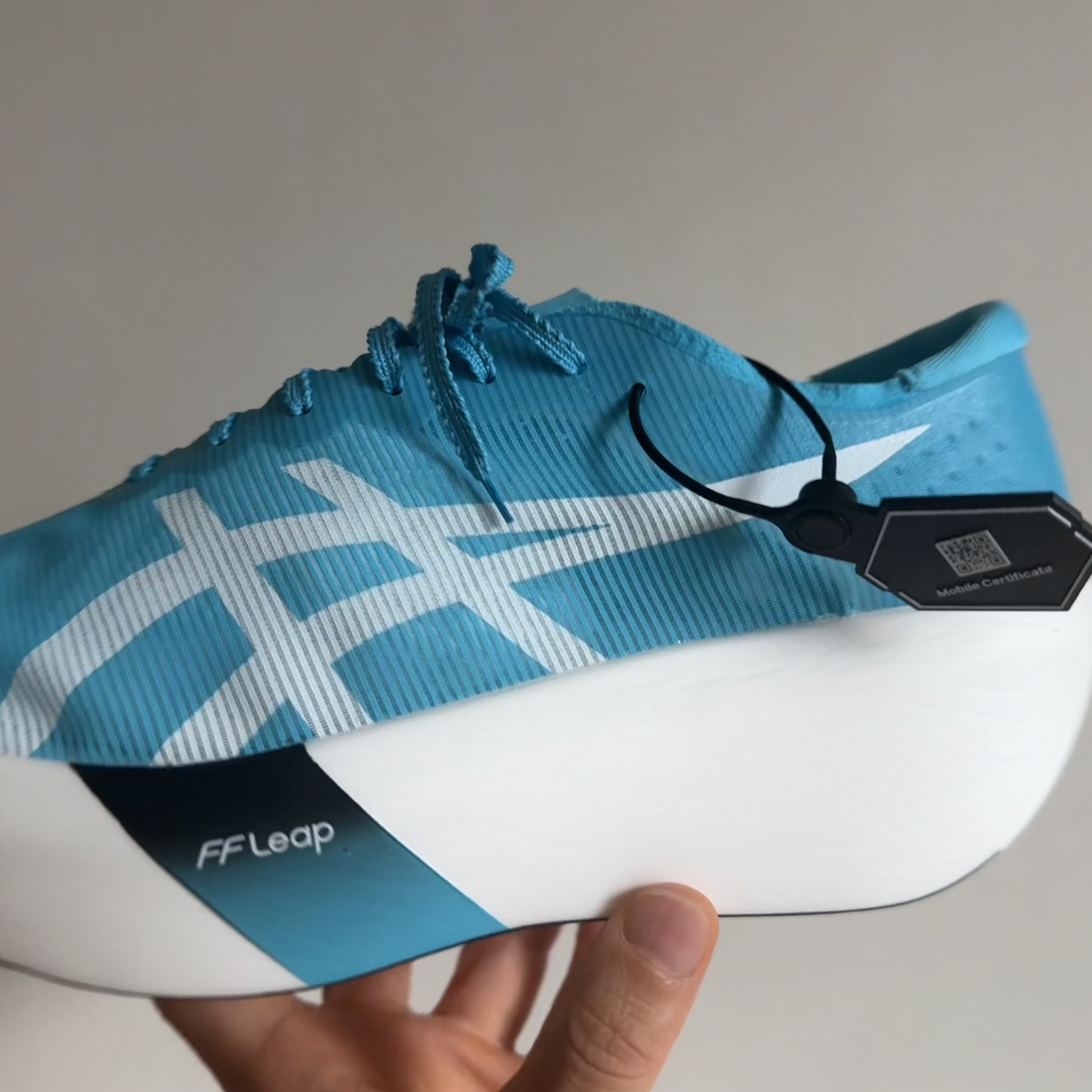 Asics Metaspeed Ray Aquarium White 착용 스타일 - 4