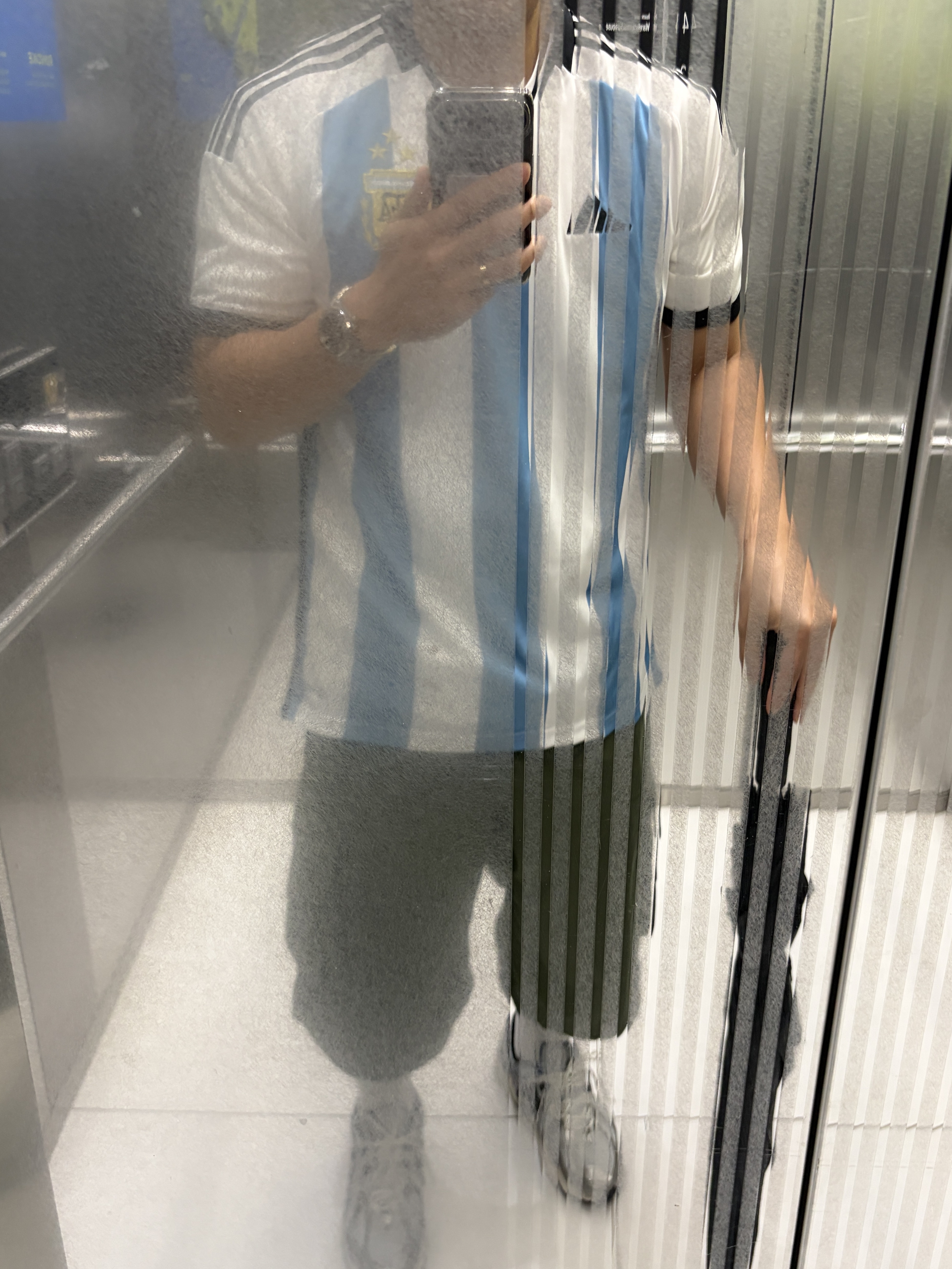Adidas Argentina Home Jersey 2022 Winners 3-Star White Light Blue - US Sizing (Non Marking Ver.) 착용 스타일