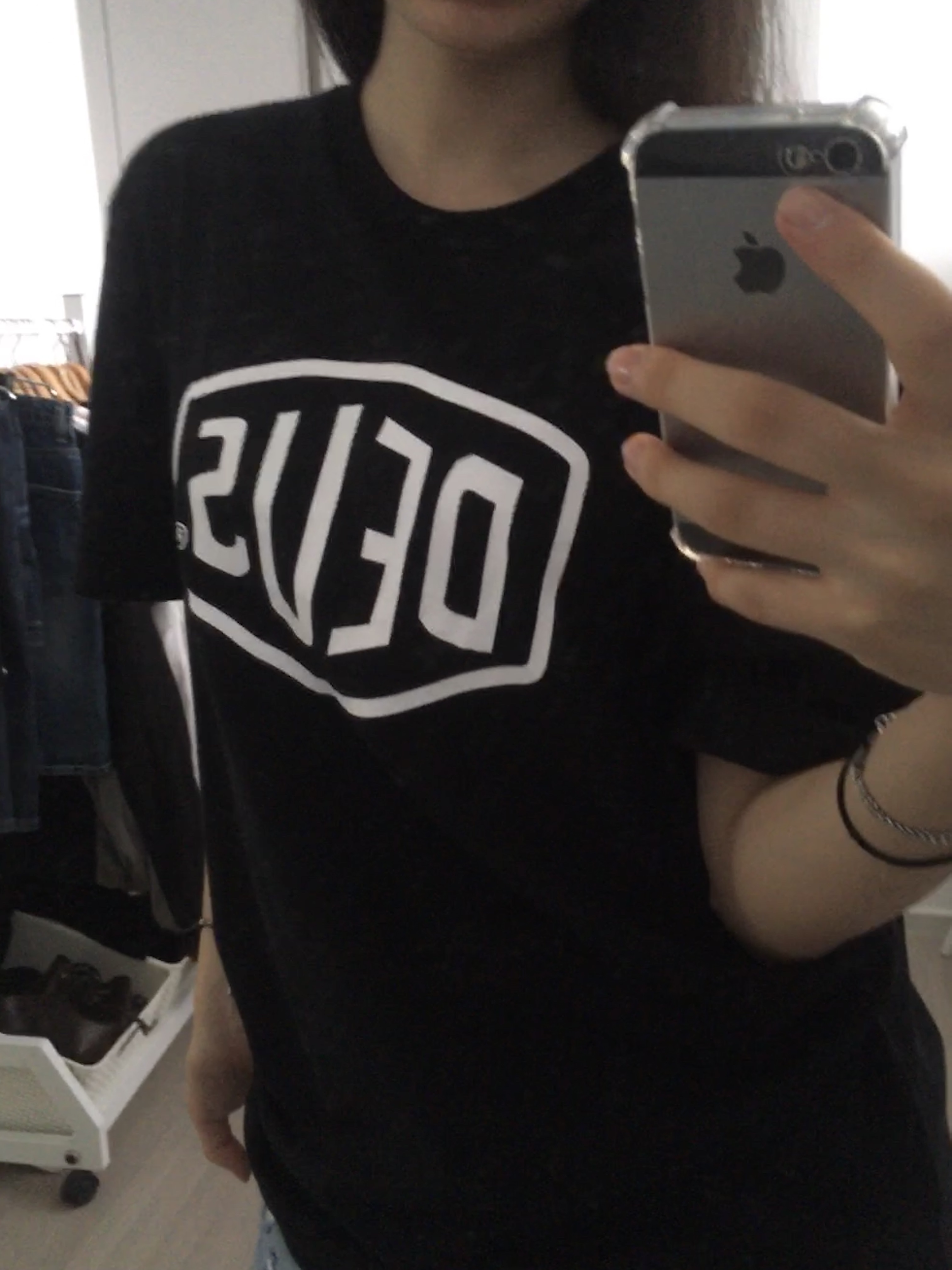 Deus Ex Machina Shield T-Shirt Black 착용 스타일 - 2