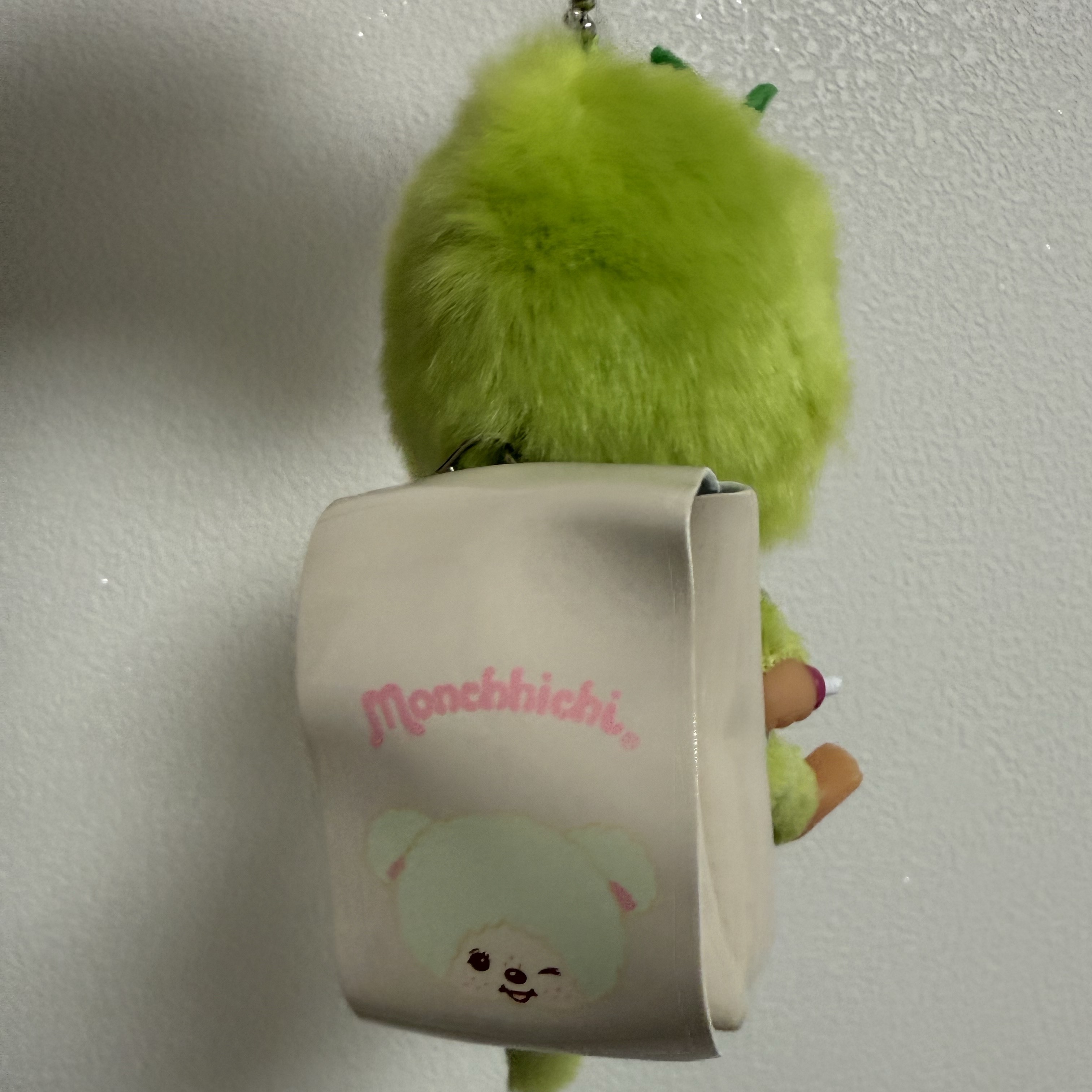 Monchhichi Green Tea Bighead SS Key Chain Green 착용 스타일 - 2