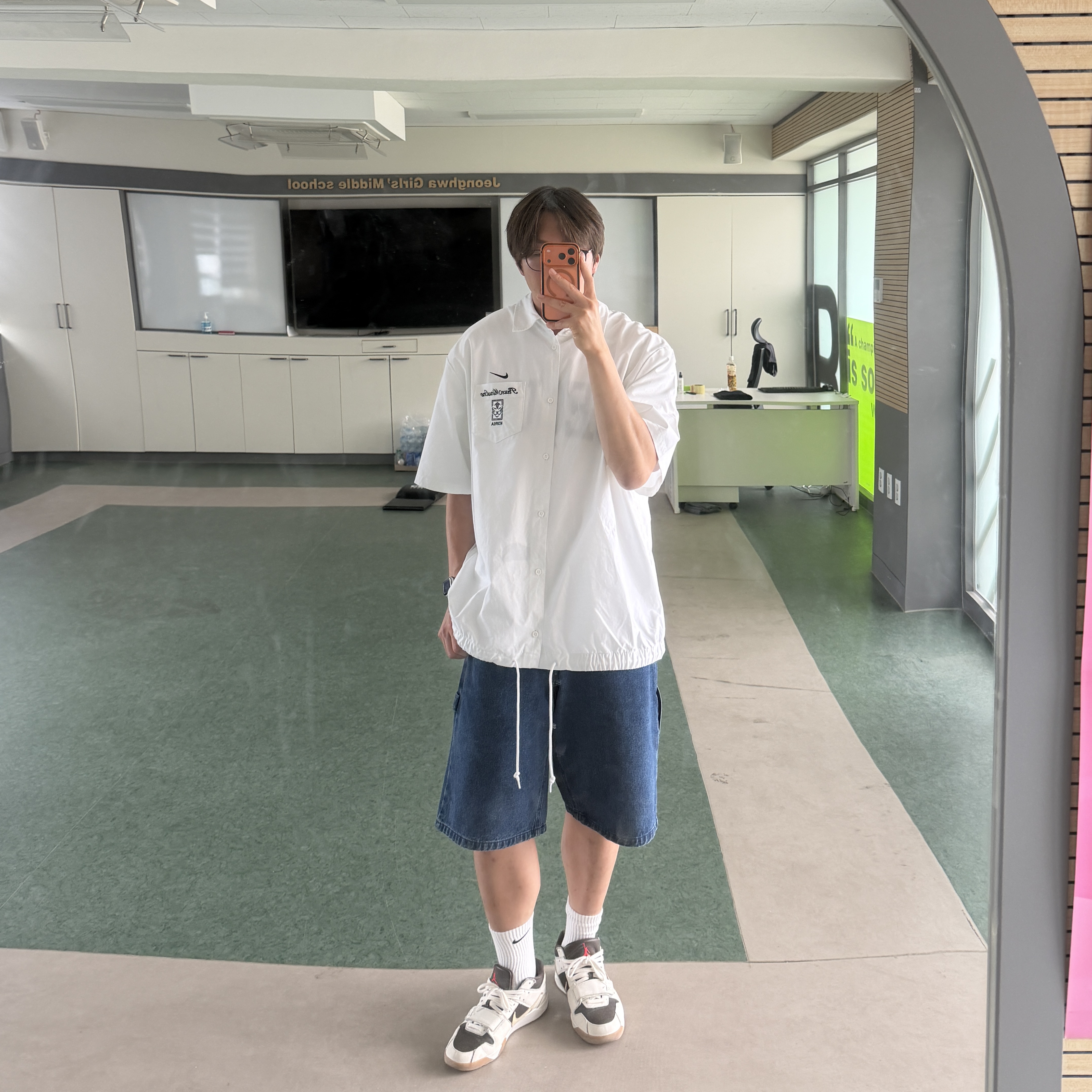 Nike x Peaceminusone Korea Short Sleeve Top White (IM3219-100), Supreme x Nike Denim Short Indigo - 24SS 착용 스타일