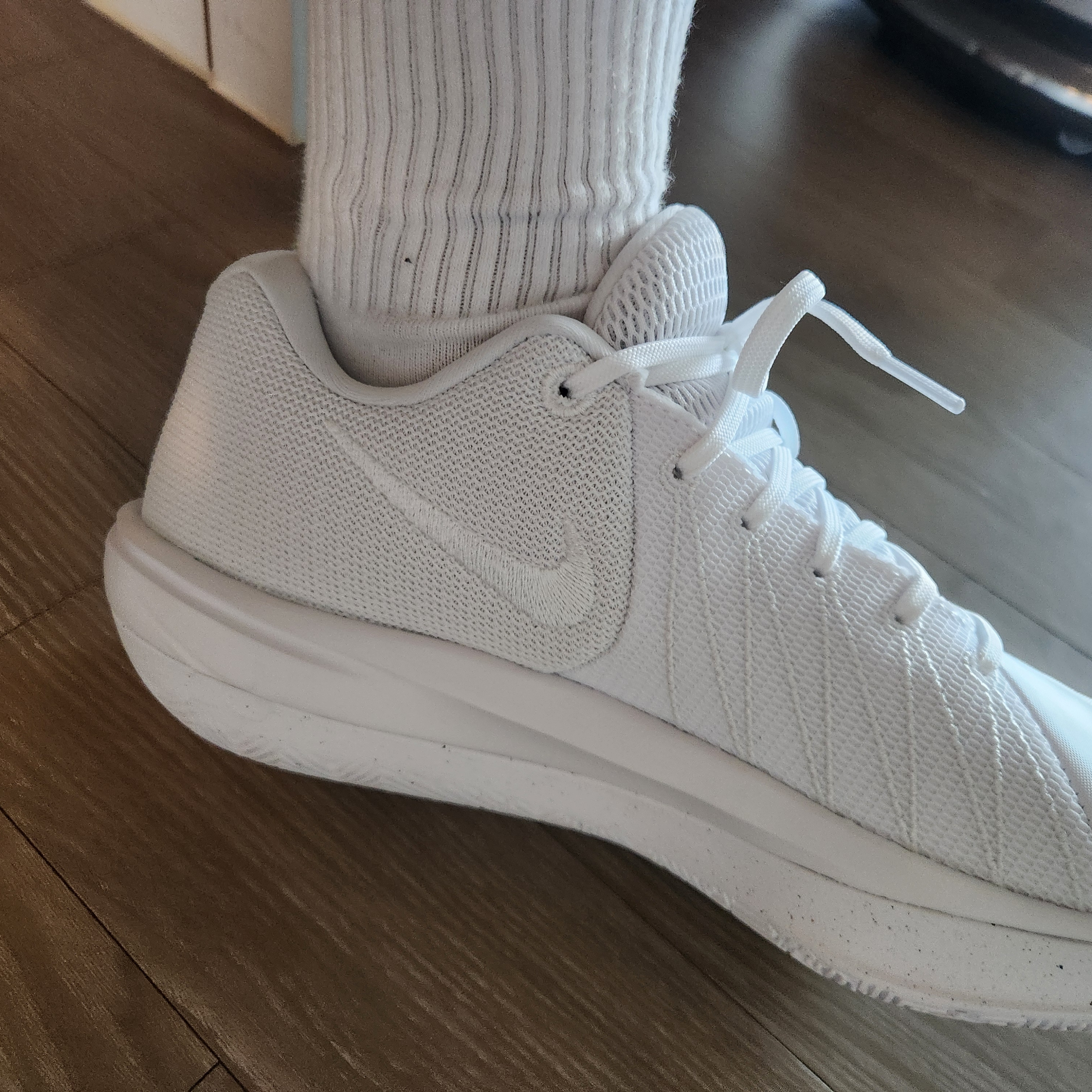 Nike G.T. Cut Academy 2 EP White Wolf Grey 착용 스타일 - 3