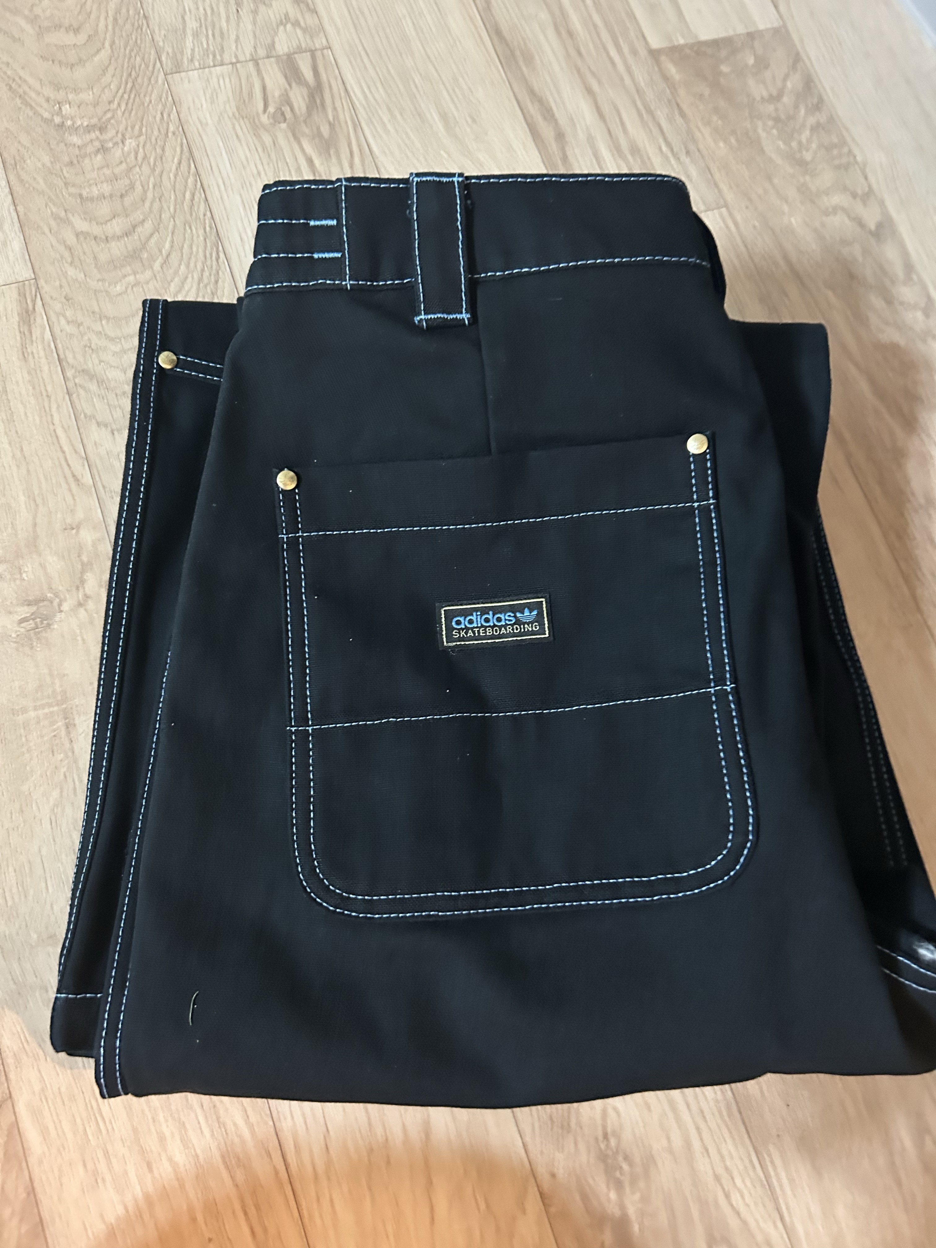 Adidas x Thrasher x Argentina Chino Pants Black - KR Sizing 착용 스타일